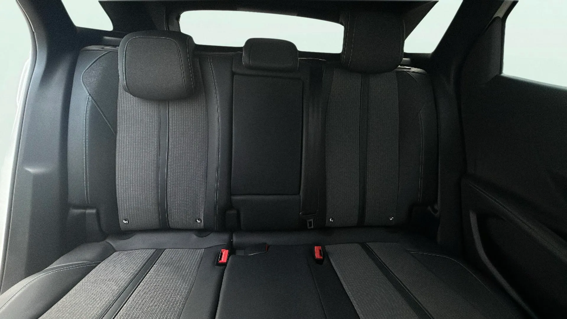 Peugeot 3008 1.2 PureTech Allure Pack - foto 21