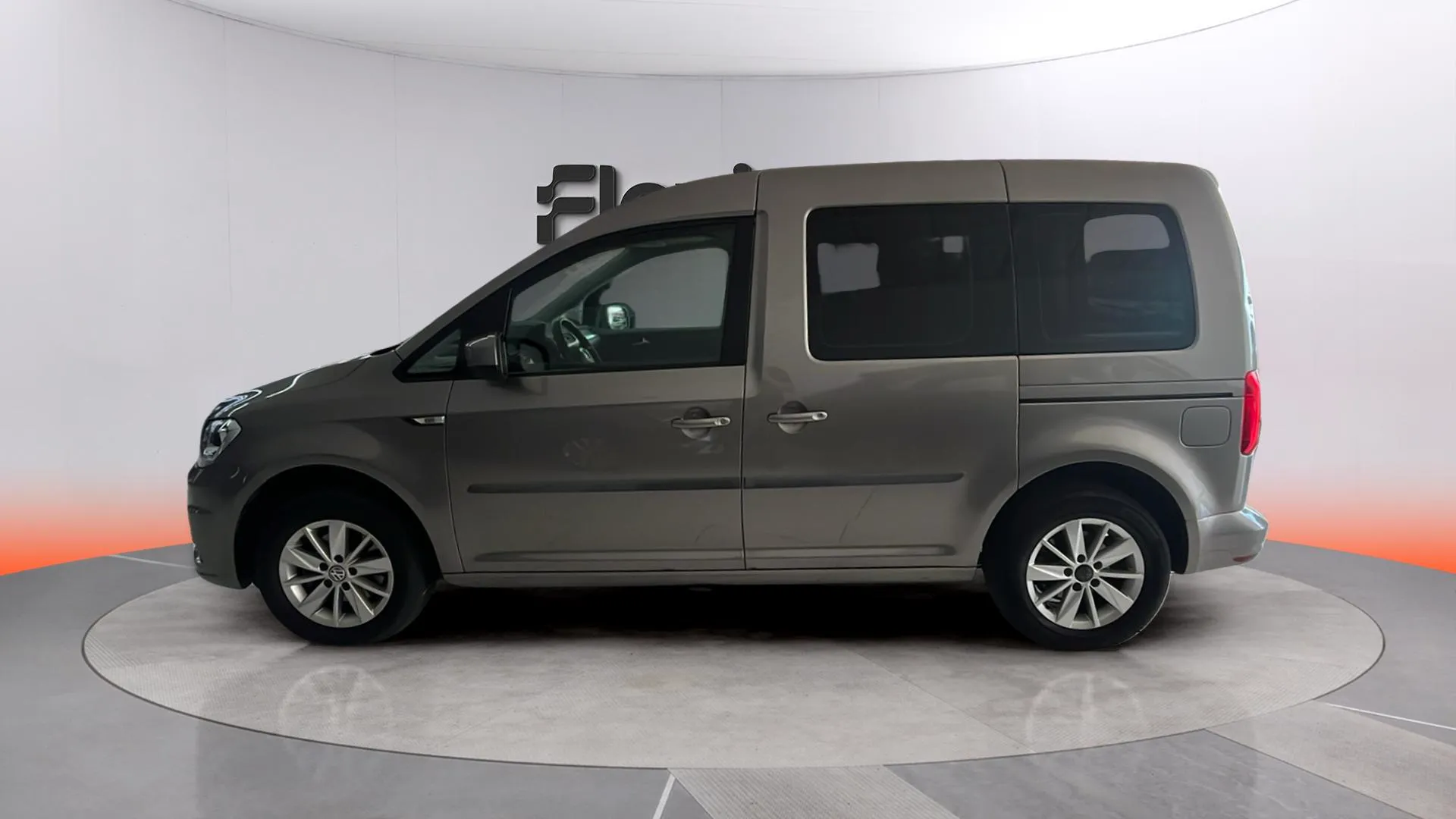 Volkswagen Caddy Beach 2.0 TDI BMT - foto 3