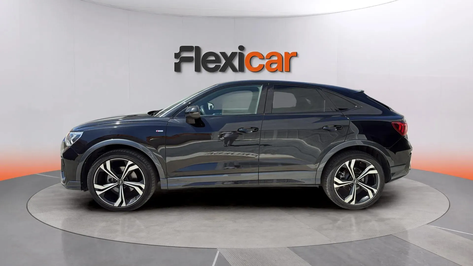 Audi Q3 35 TDI S tronic - foto 3