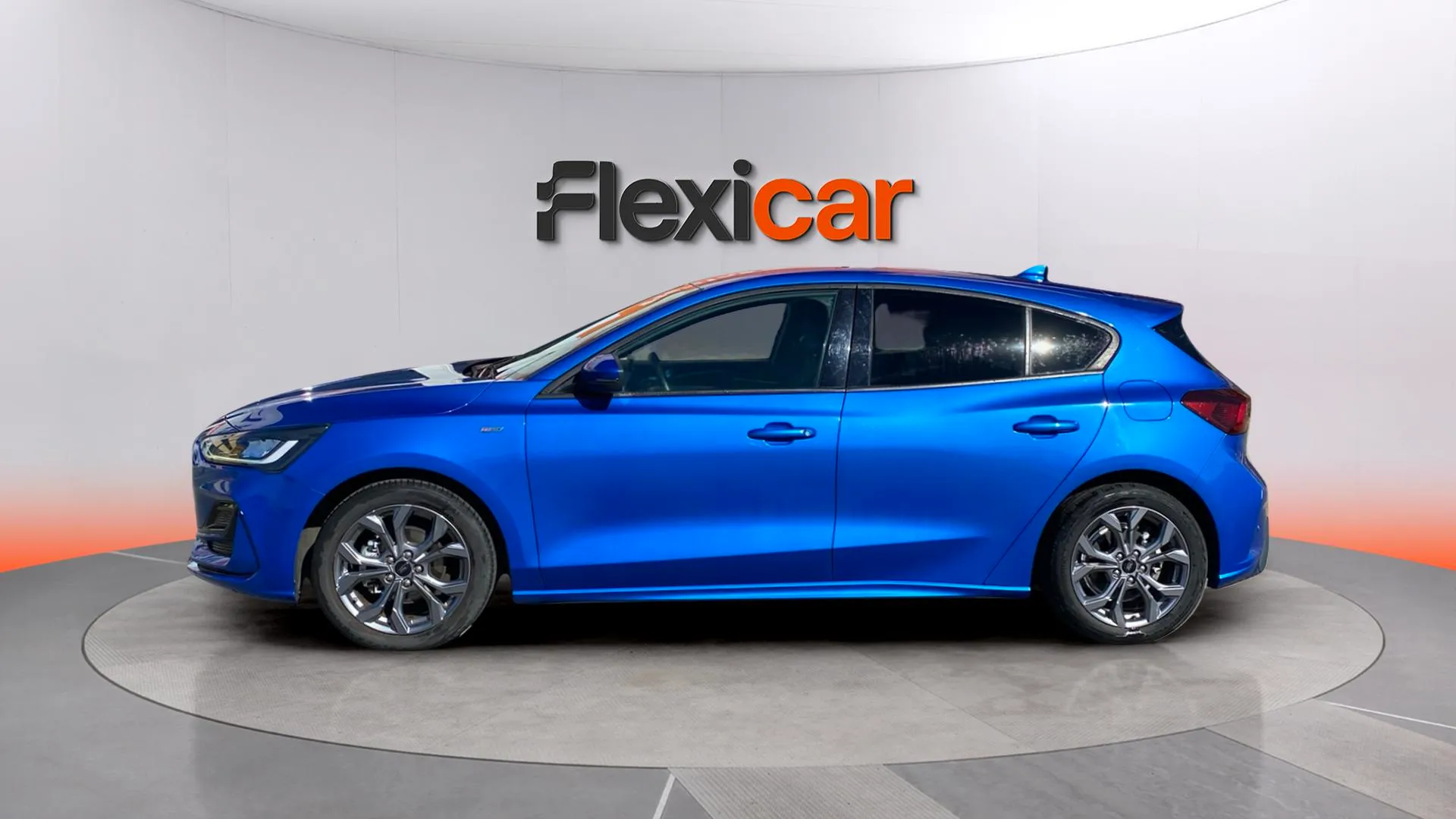 Ford Focus 1.0 EcoBoost MHEV ST-Line Design SIP - foto 4