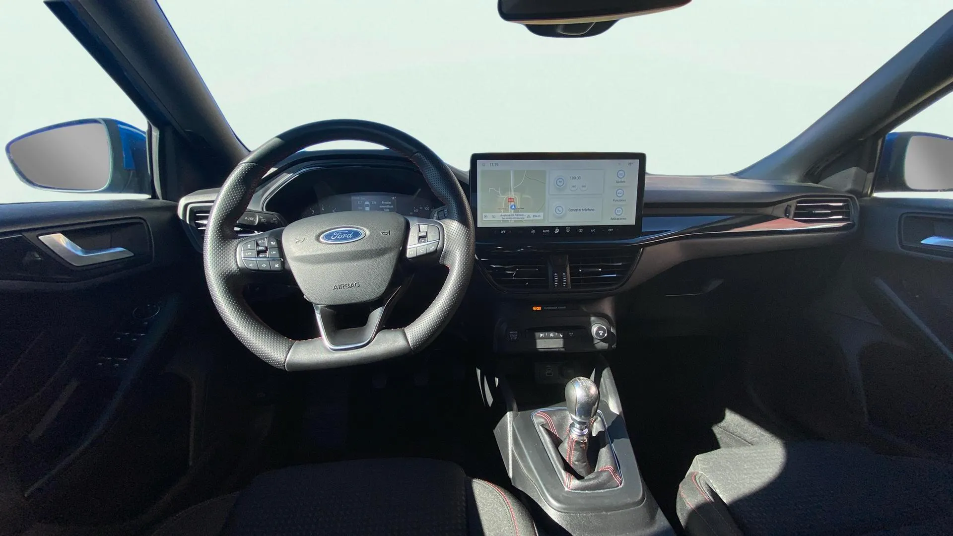 Ford Focus 1.0 EcoBoost MHEV ST-Line Design SIP - foto 13