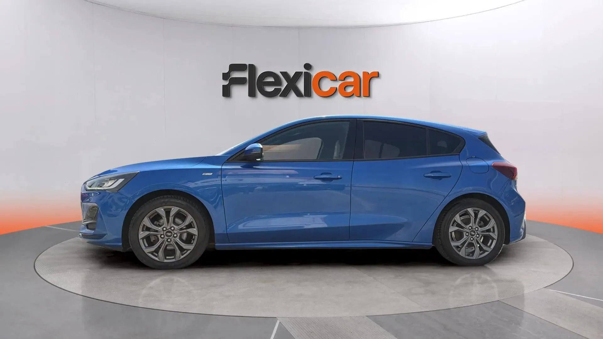 Ford Focus 1.0 EcoBoost MHEV ST-Line Design SIP - foto 4