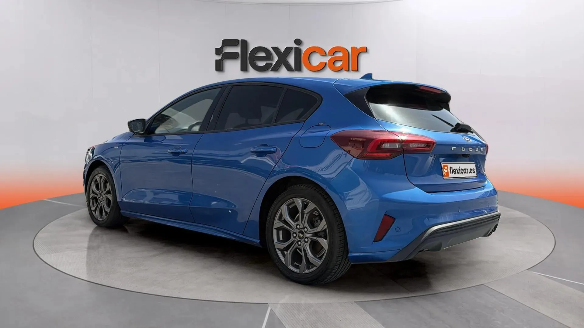 Ford Focus 1.0 EcoBoost MHEV ST-Line Design SIP - foto 5