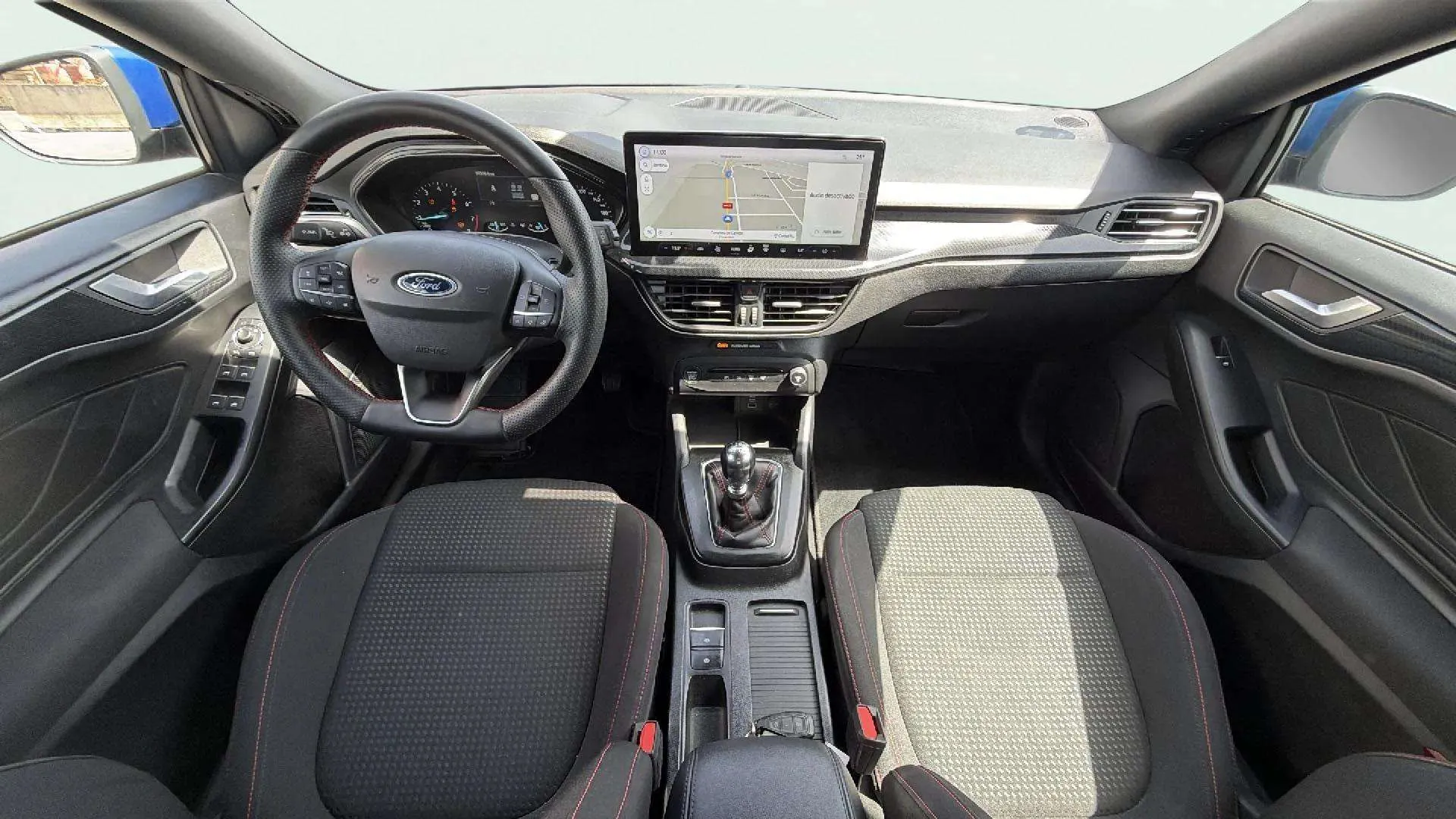 Ford Focus 1.0 EcoBoost MHEV ST-Line Design SIP - foto 10