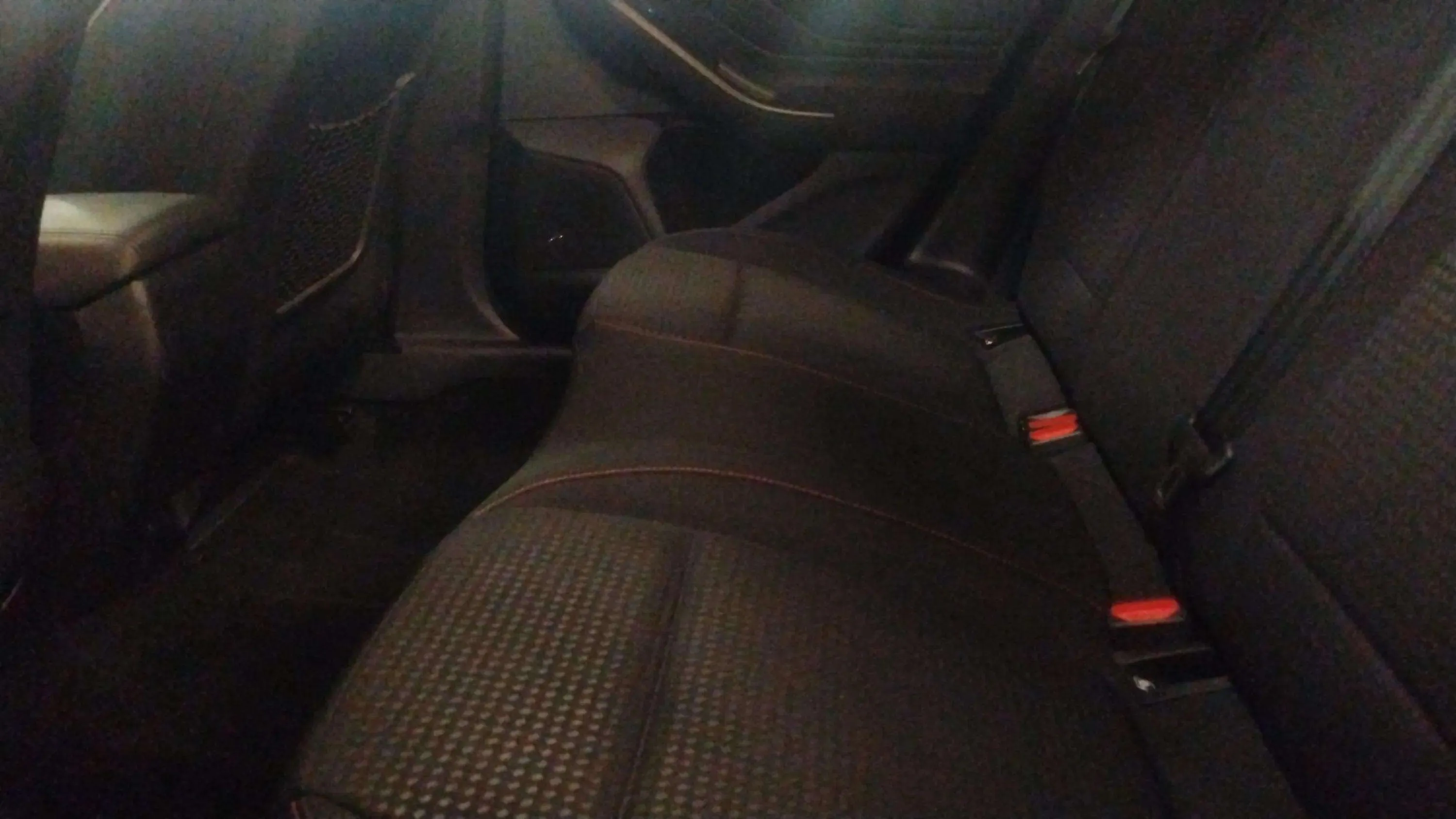 Ford Focus 1.0 EcoBoost MHEV Active - foto 10