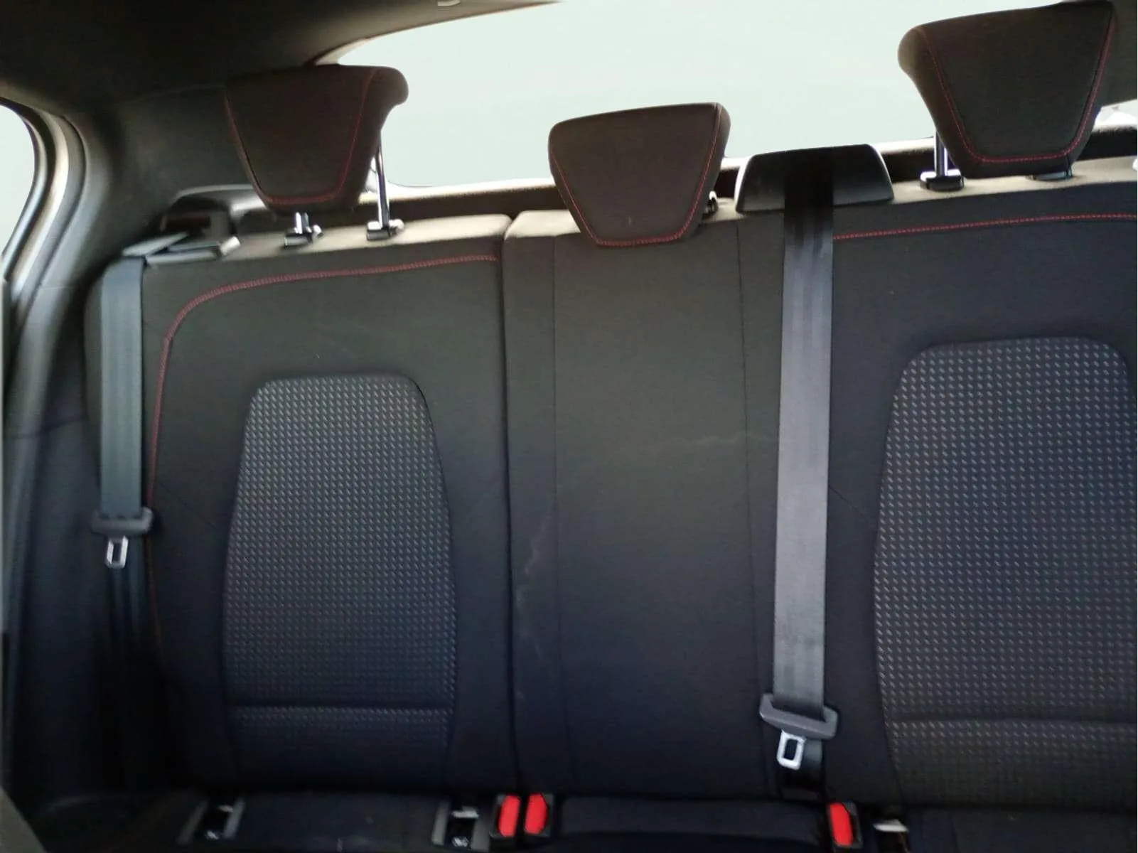 Ford Focus 1.0 EcoBoost MHEV ST-Line - foto 15