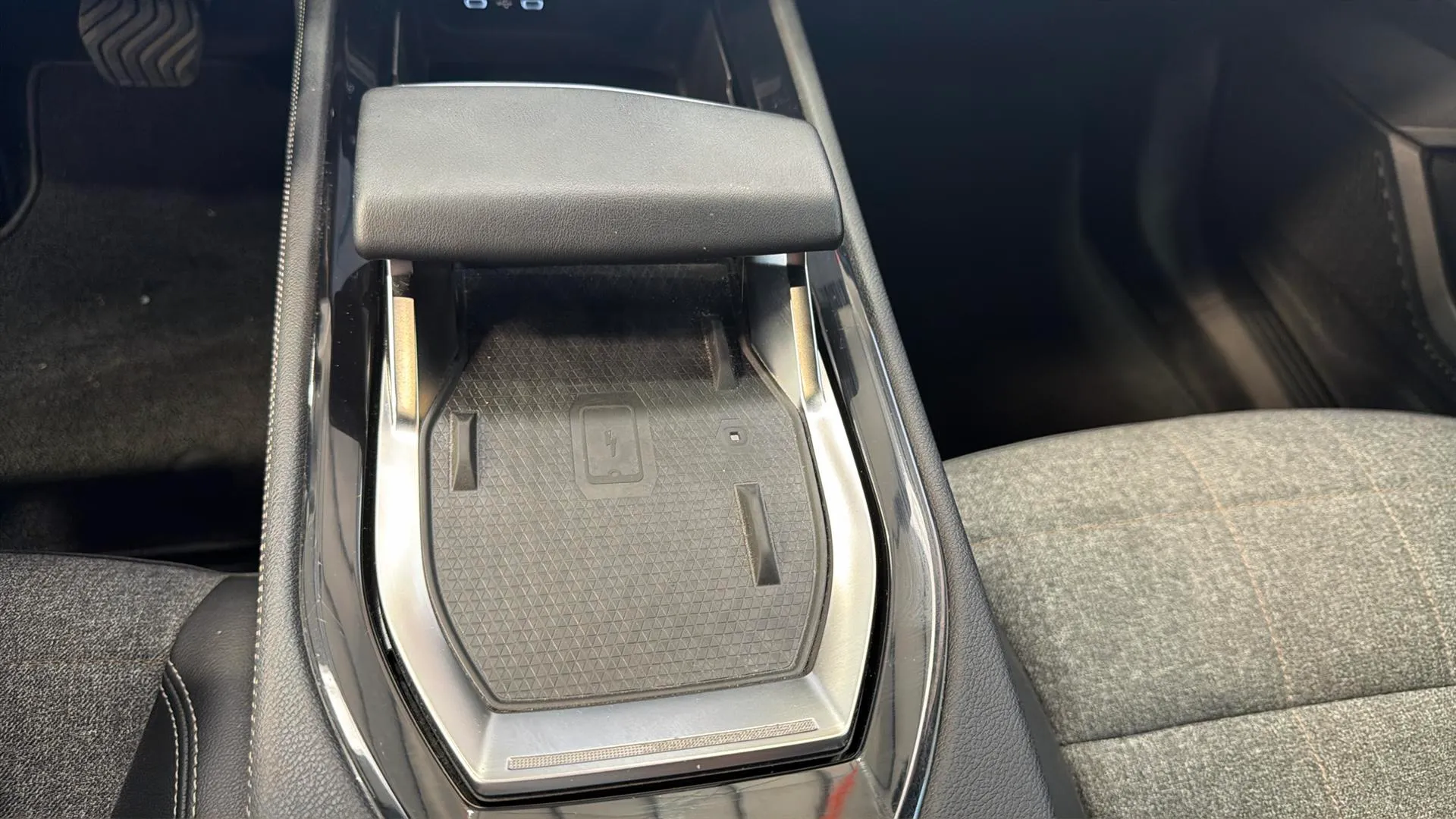 Renault Espace Iconic E-Tech full hybrid - foto 23