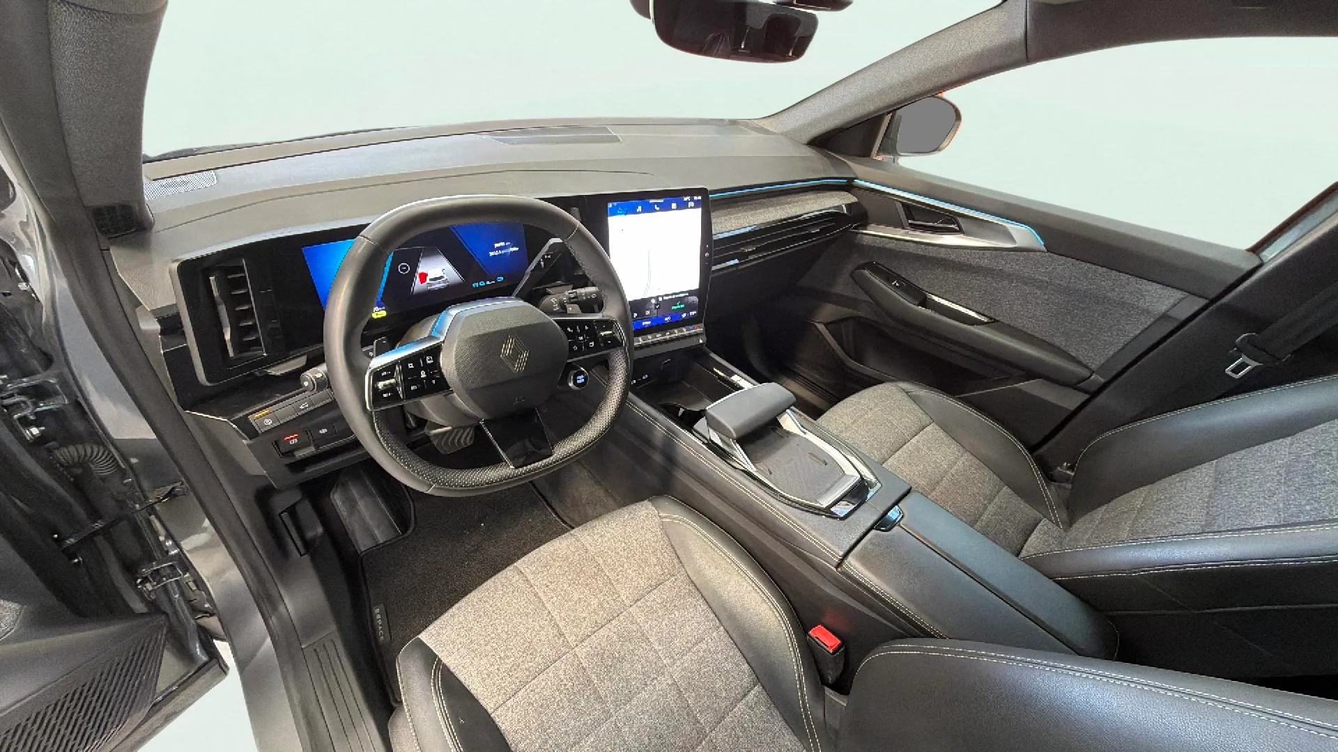 Renault Espace Iconic E-Tech full hybrid - foto 12