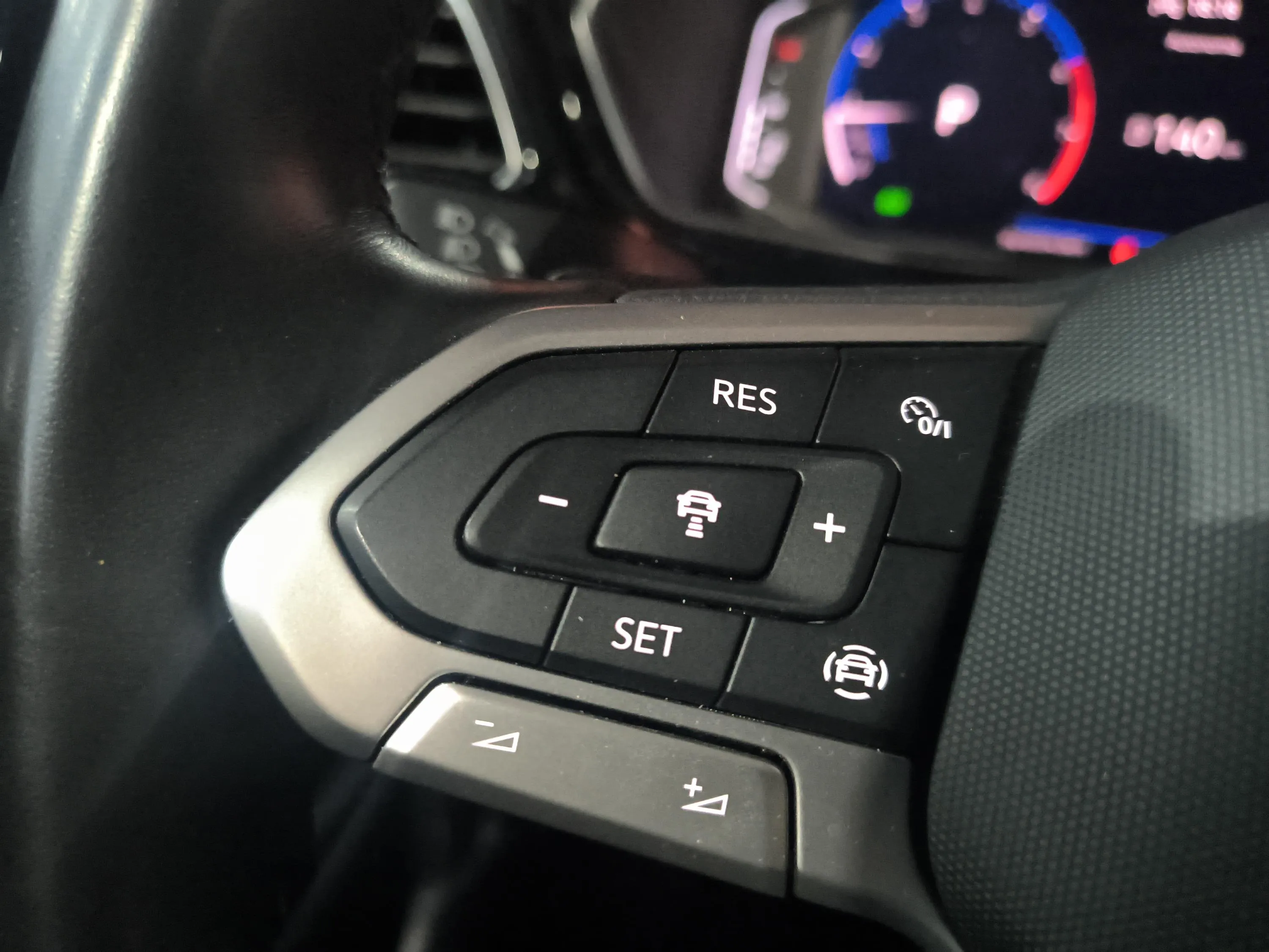 Volkswagen T-Cross Sport 1.5 TSI DSG - foto 23