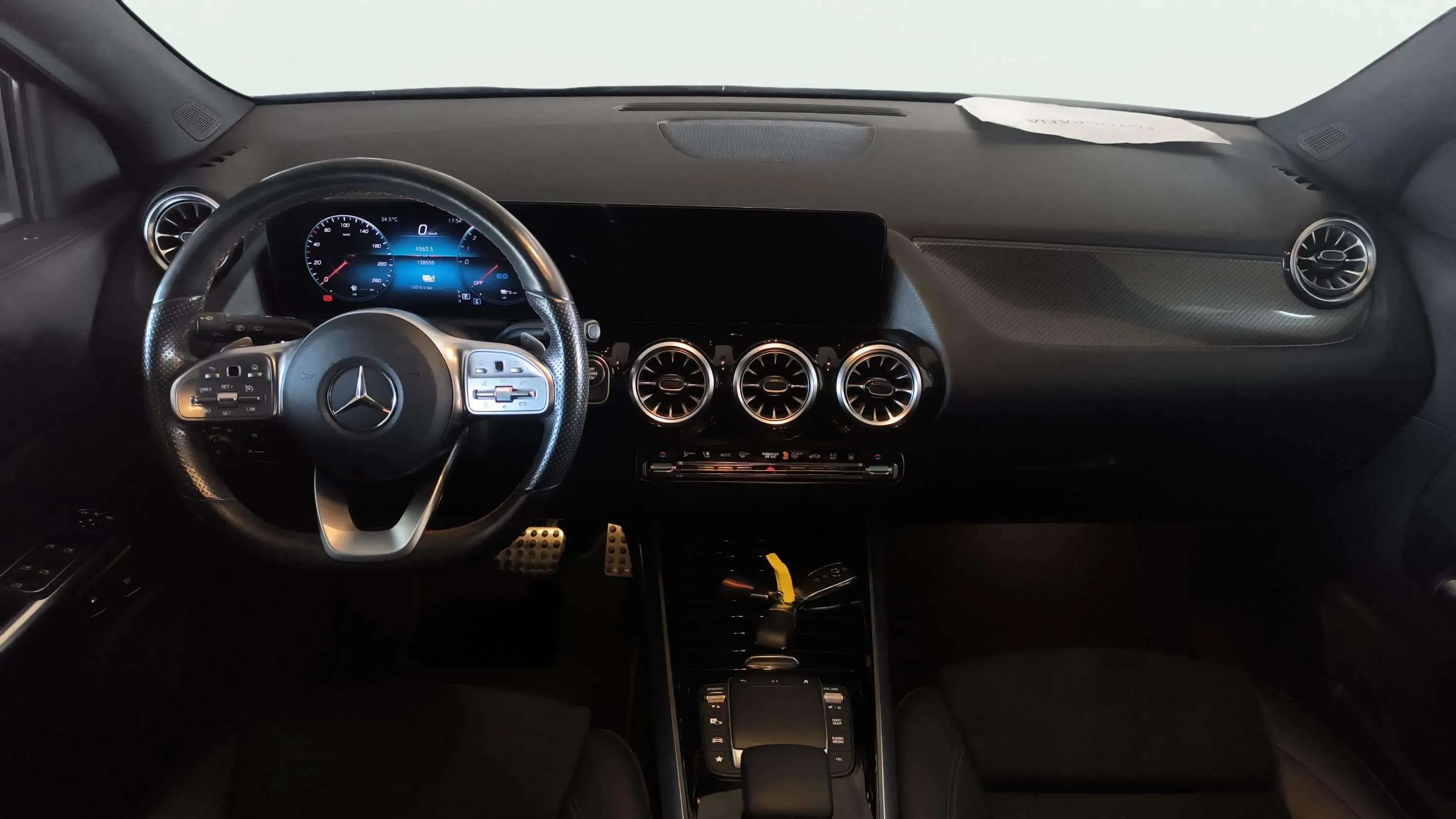 Mercedes-Benz GLA 250 e - foto 9