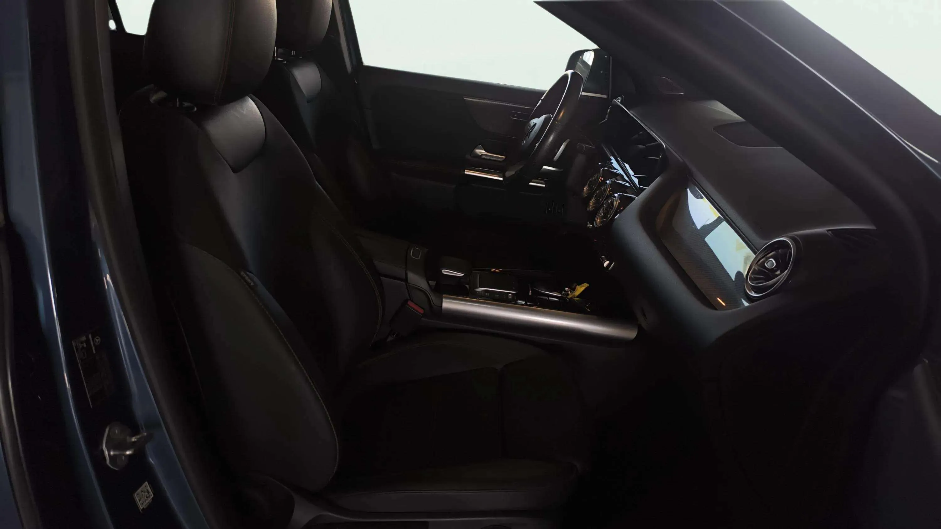 Mercedes-Benz GLA 250 e - foto 13