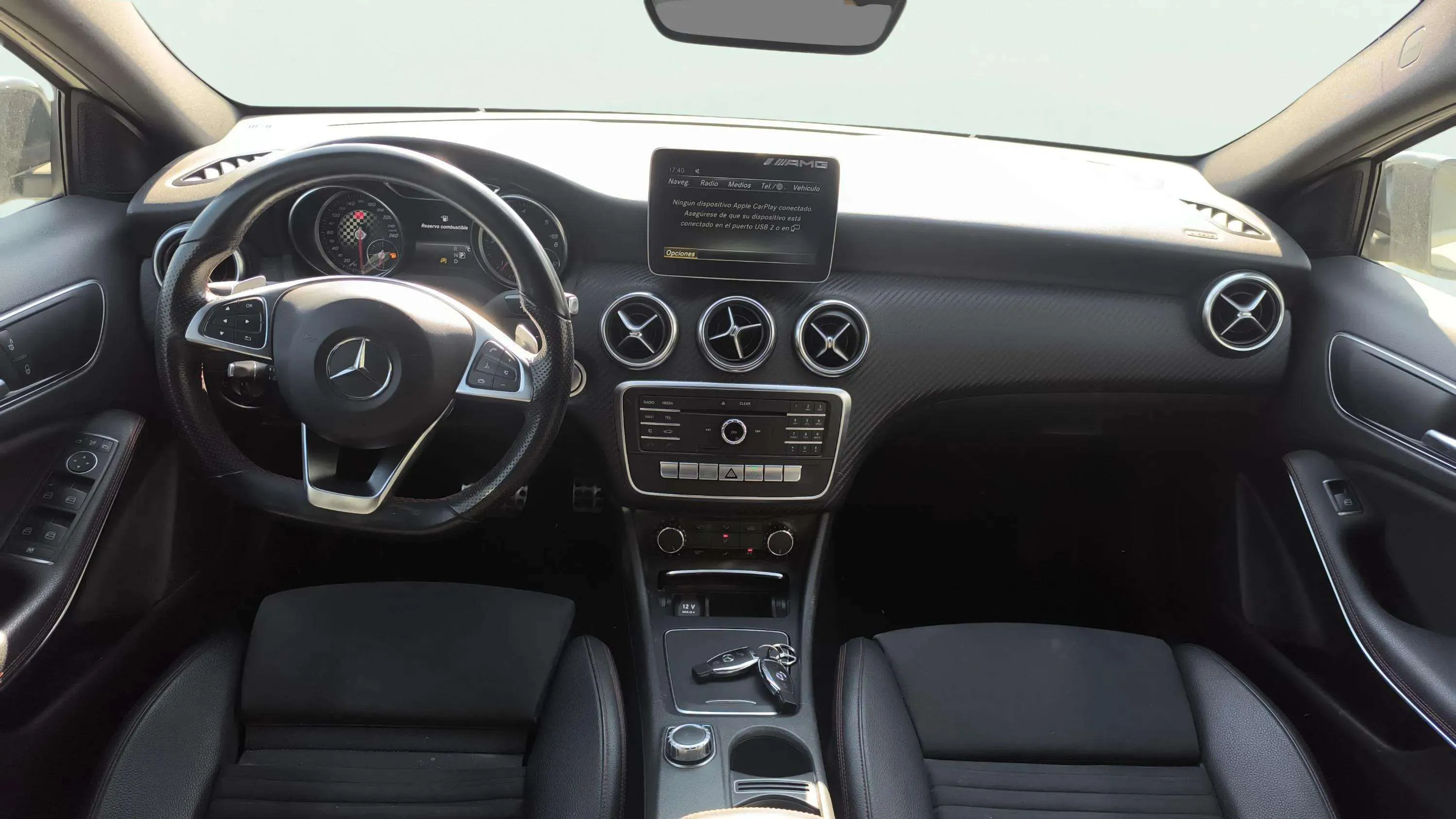 Mercedes-Benz Clase A A 200 d AMG Line - foto 9