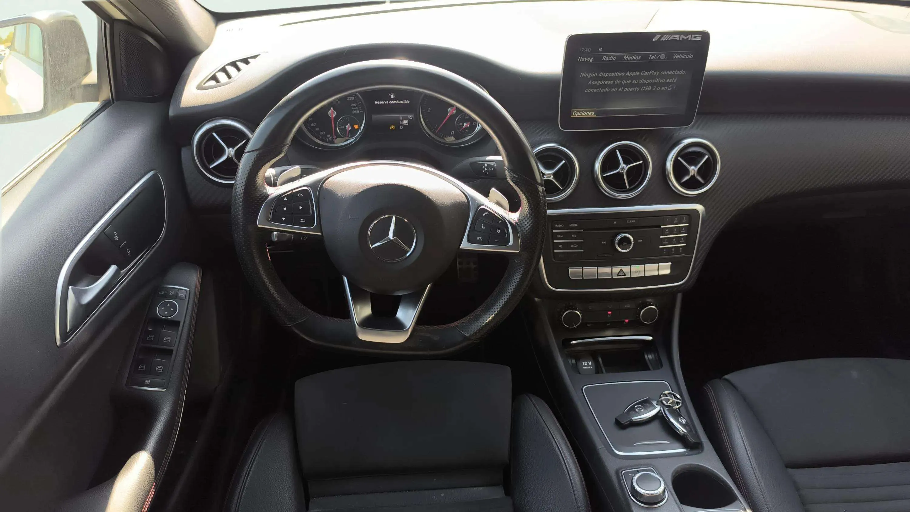 Mercedes-Benz Clase A A 200 d AMG Line - foto 11