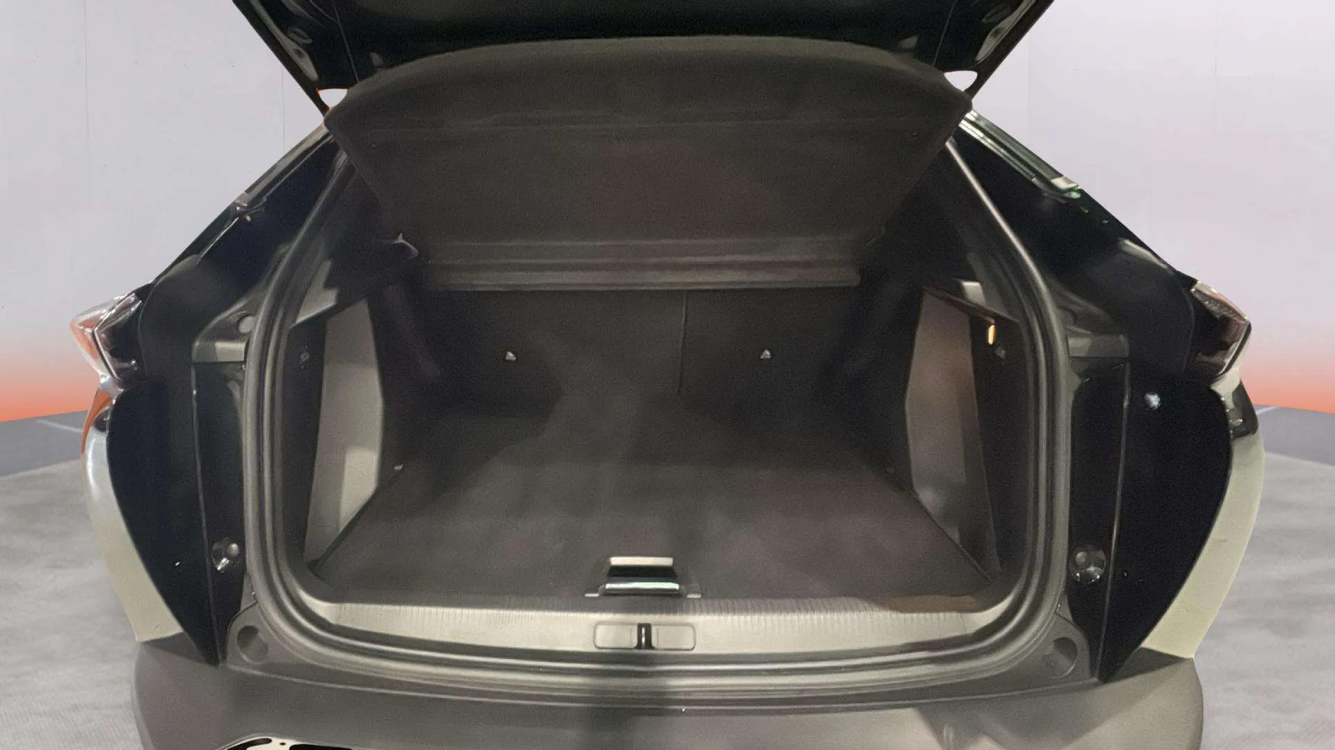 Peugeot 2008 GT Pack PureTech 130 EAT8 - foto 9