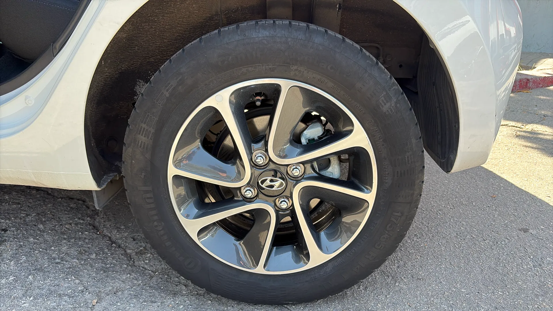 Hyundai i10 1.0 Go! - foto 19