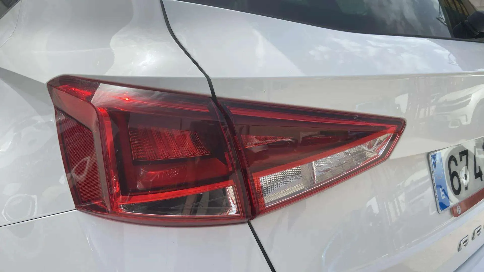 SEAT Arona 1.0 TSI FR - foto 10