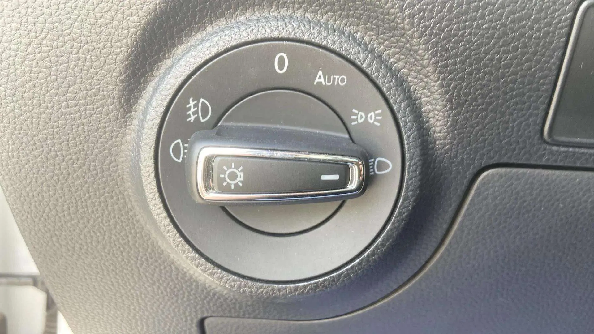 SEAT Arona 1.0 TSI FR - foto 20