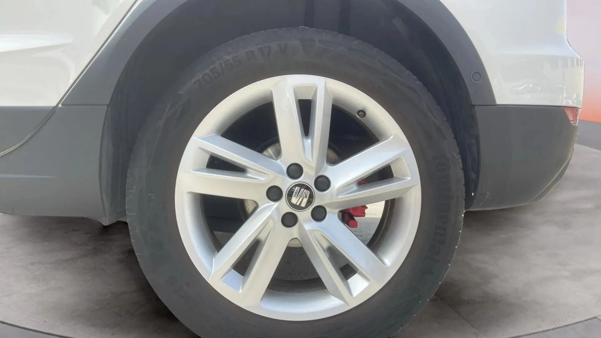 SEAT Arona 1.0 TSI FR - foto 7