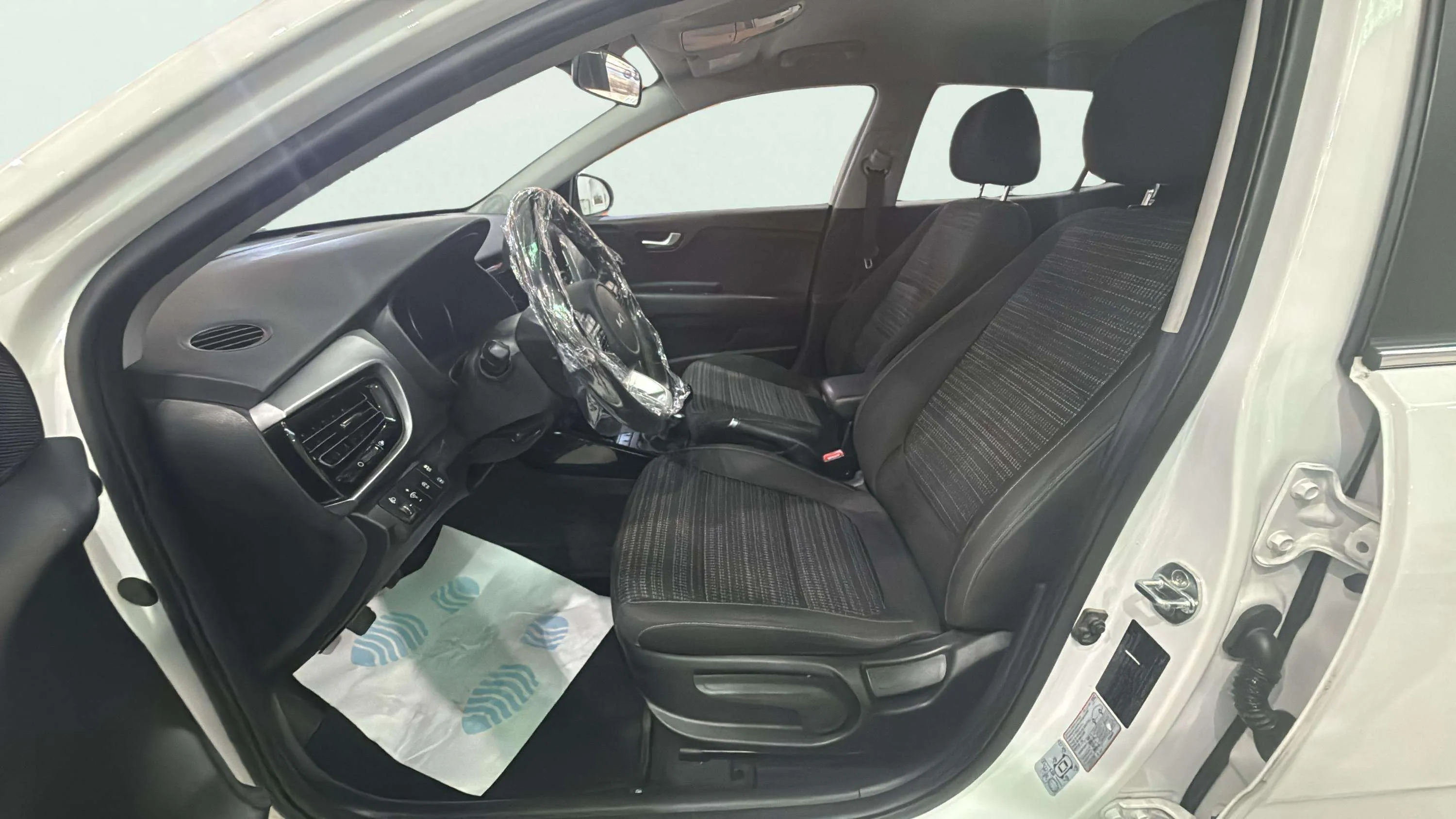 Kia Stonic 1.2 DPi Concept Plus - foto 16