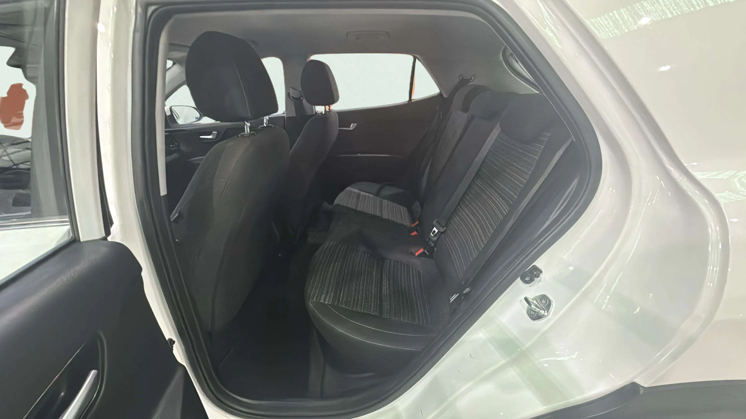 Kia Stonic 1.2 DPi Concept Plus - foto 17