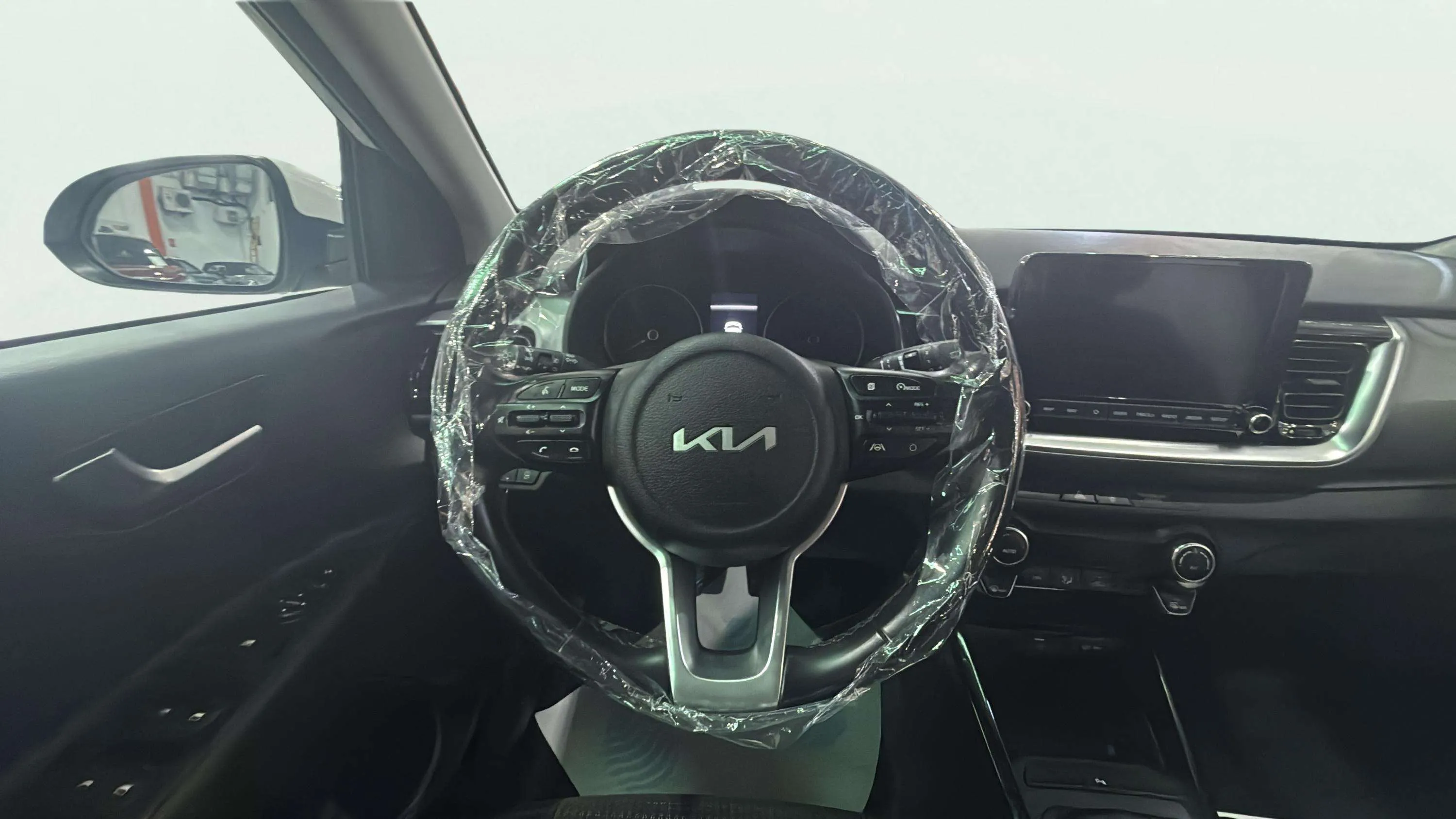 Kia Stonic 1.2 DPi Concept Plus - foto 11