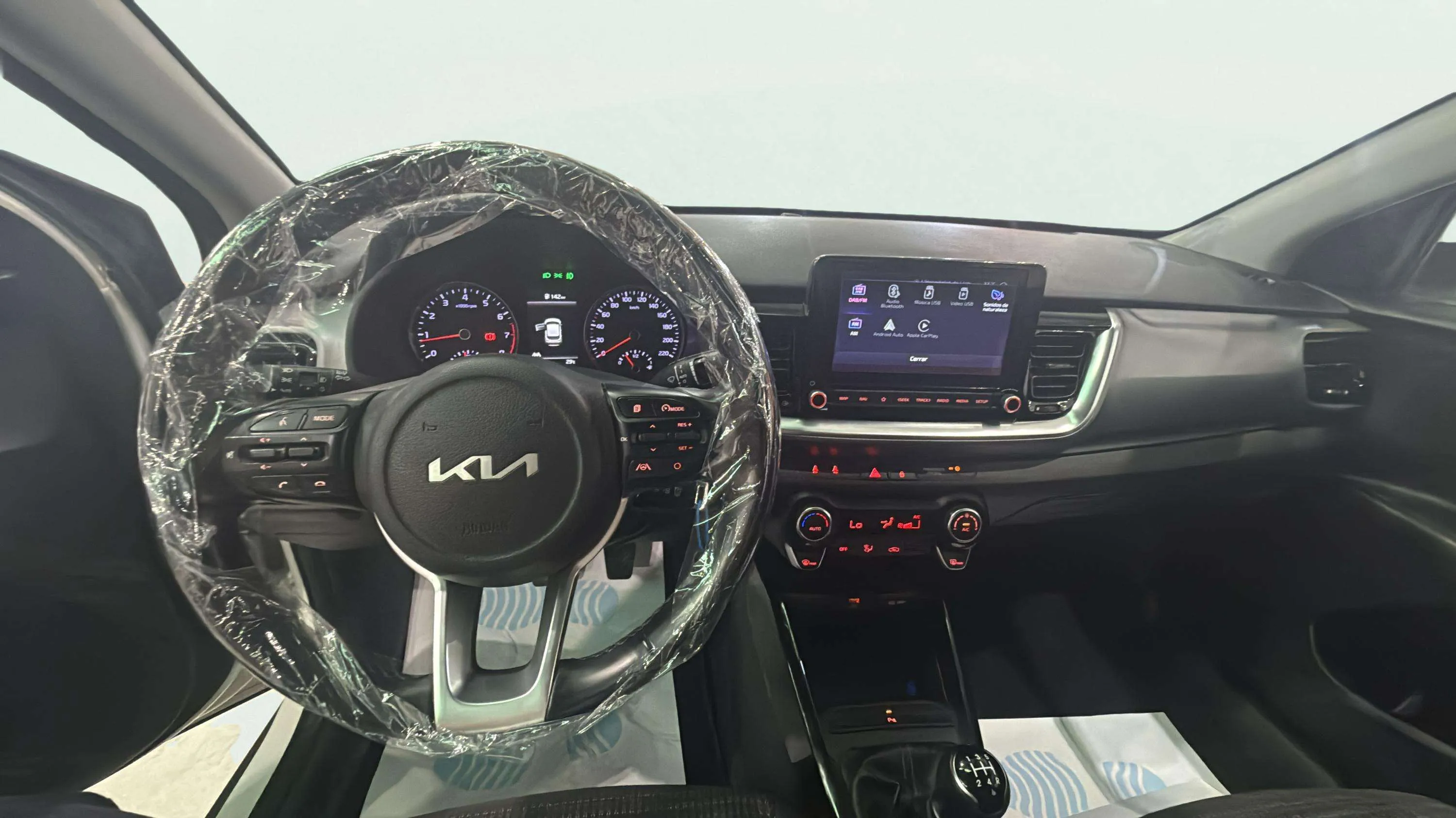 Kia Stonic 1.2 DPi Concept Plus - foto 10