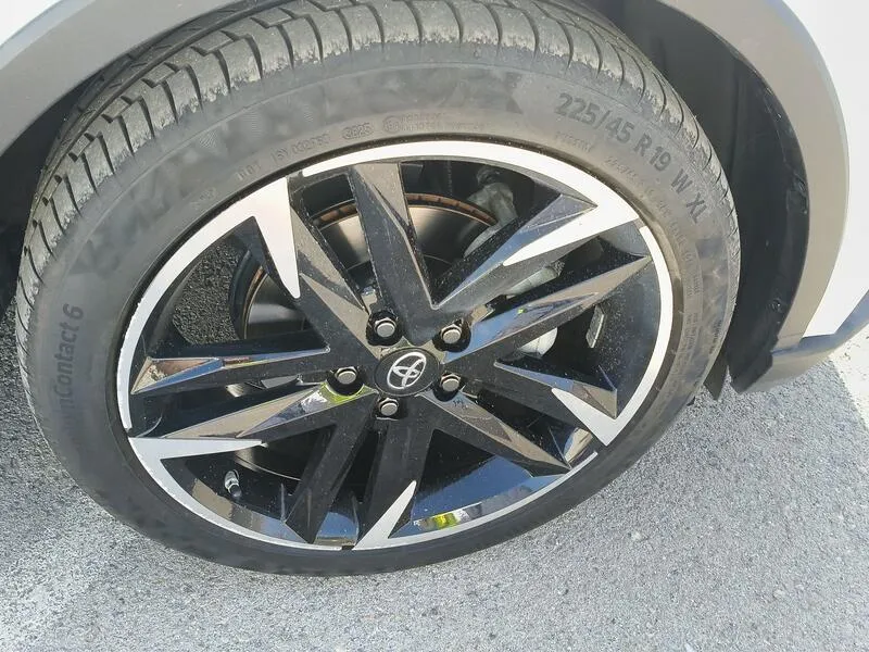 Toyota C-HR 2.0 180H GR Sport - foto 42