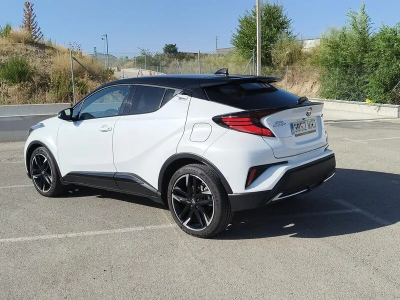 Toyota C-HR 2.0 180H GR Sport - foto 4