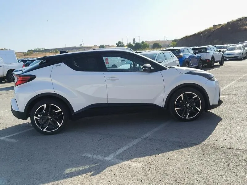 Toyota C-HR 2.0 180H GR Sport - foto 7