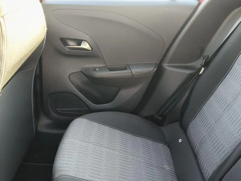 Opel Corsa 1.2T XHL Edition - foto 32