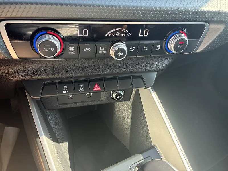 Audi A1 Sportback 30 TFSI Adrenalin 1.0 TFSI - foto 14