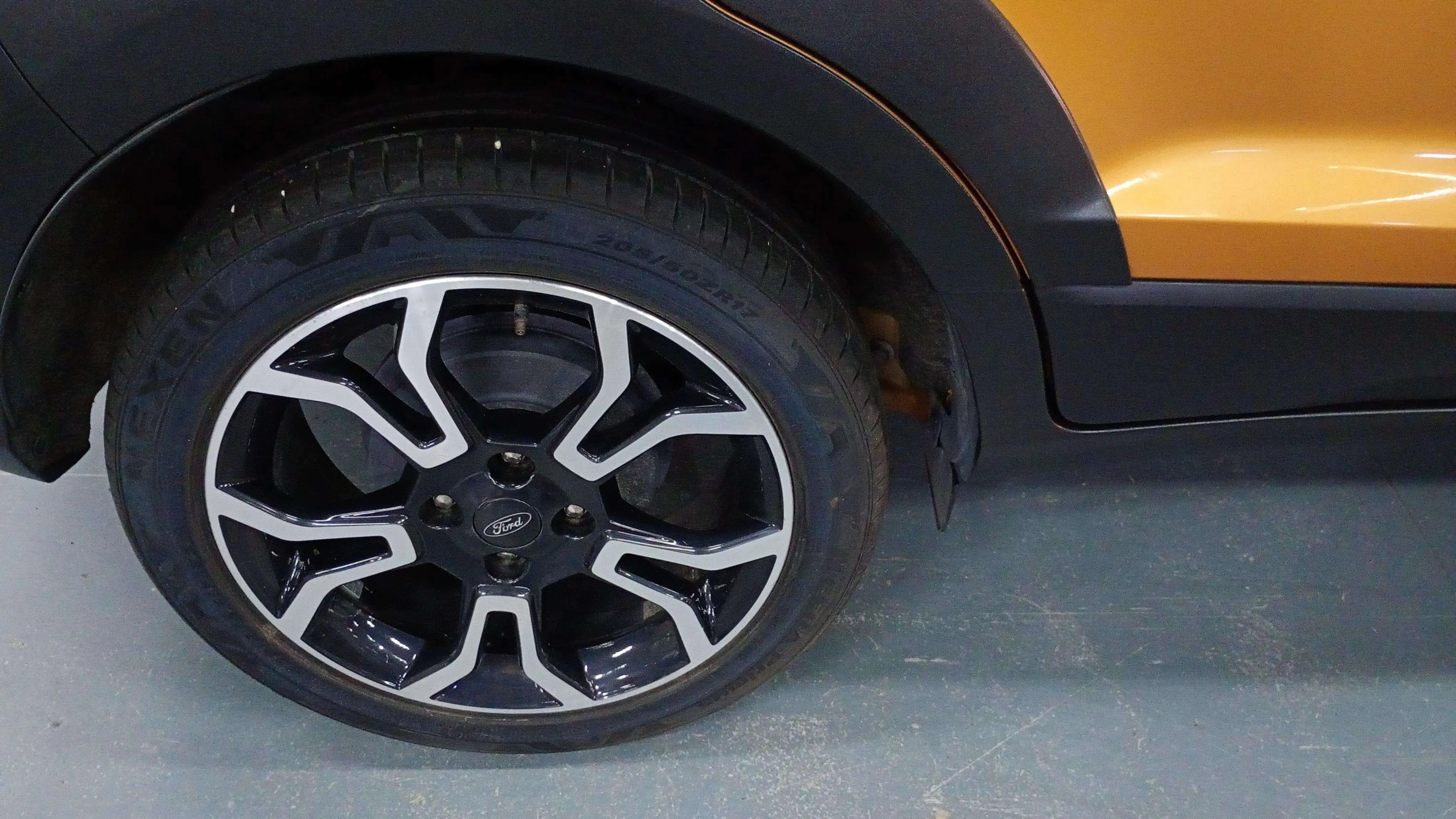 Ford EcoSport 1.0T EcoBoost Active - foto 18