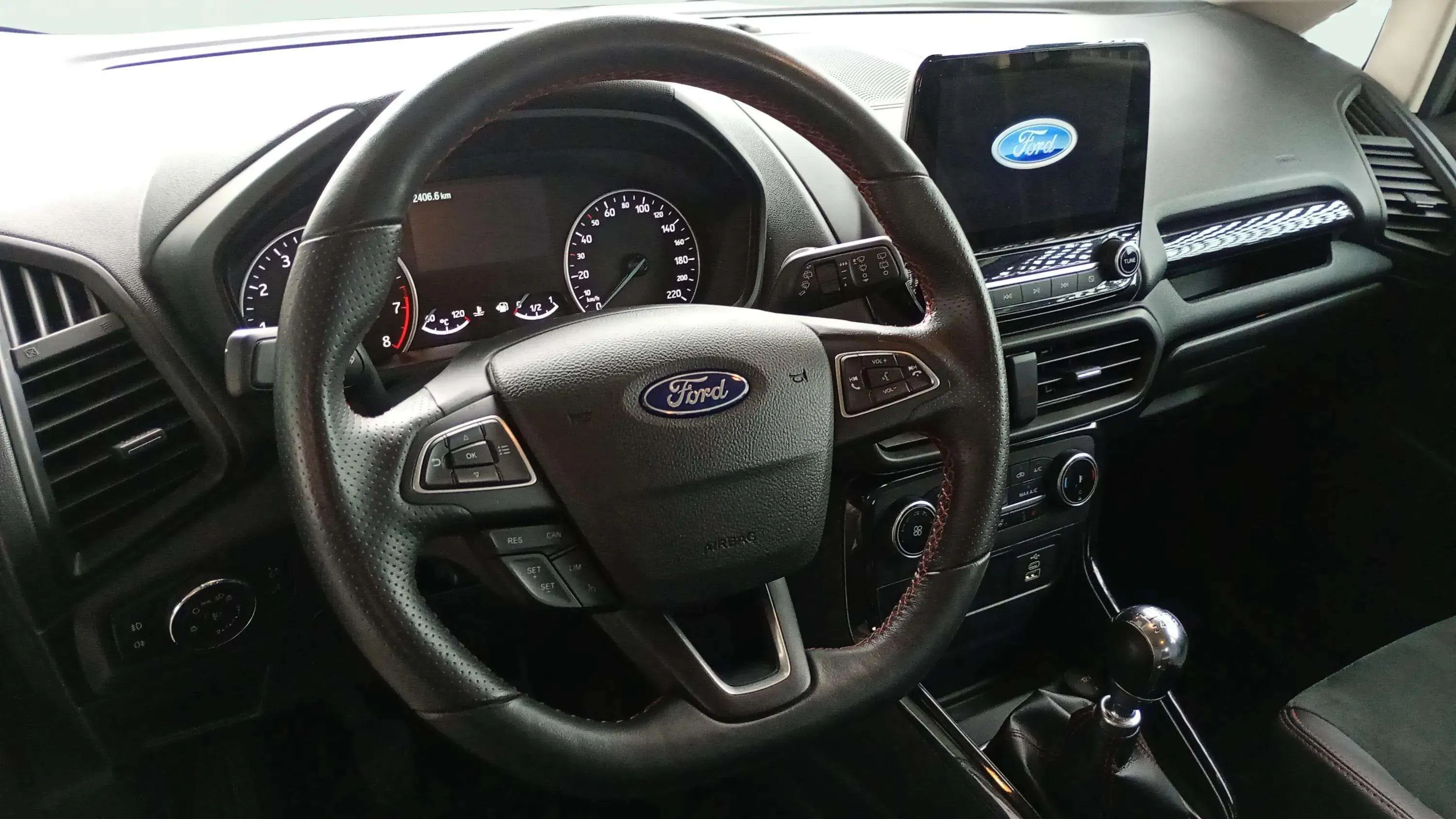 Ford EcoSport 1.0T EcoBoost ST Line - foto 10