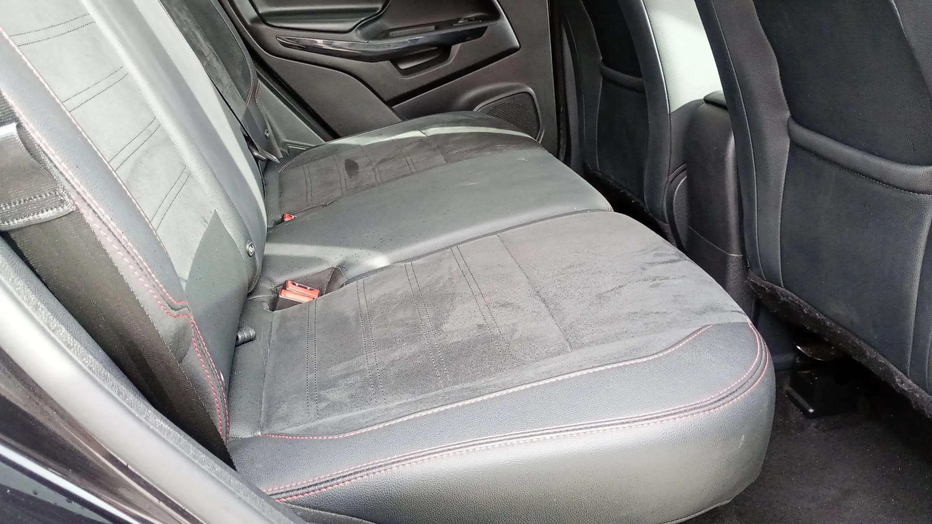 Ford EcoSport 1.0T EcoBoost ST Line - foto 14