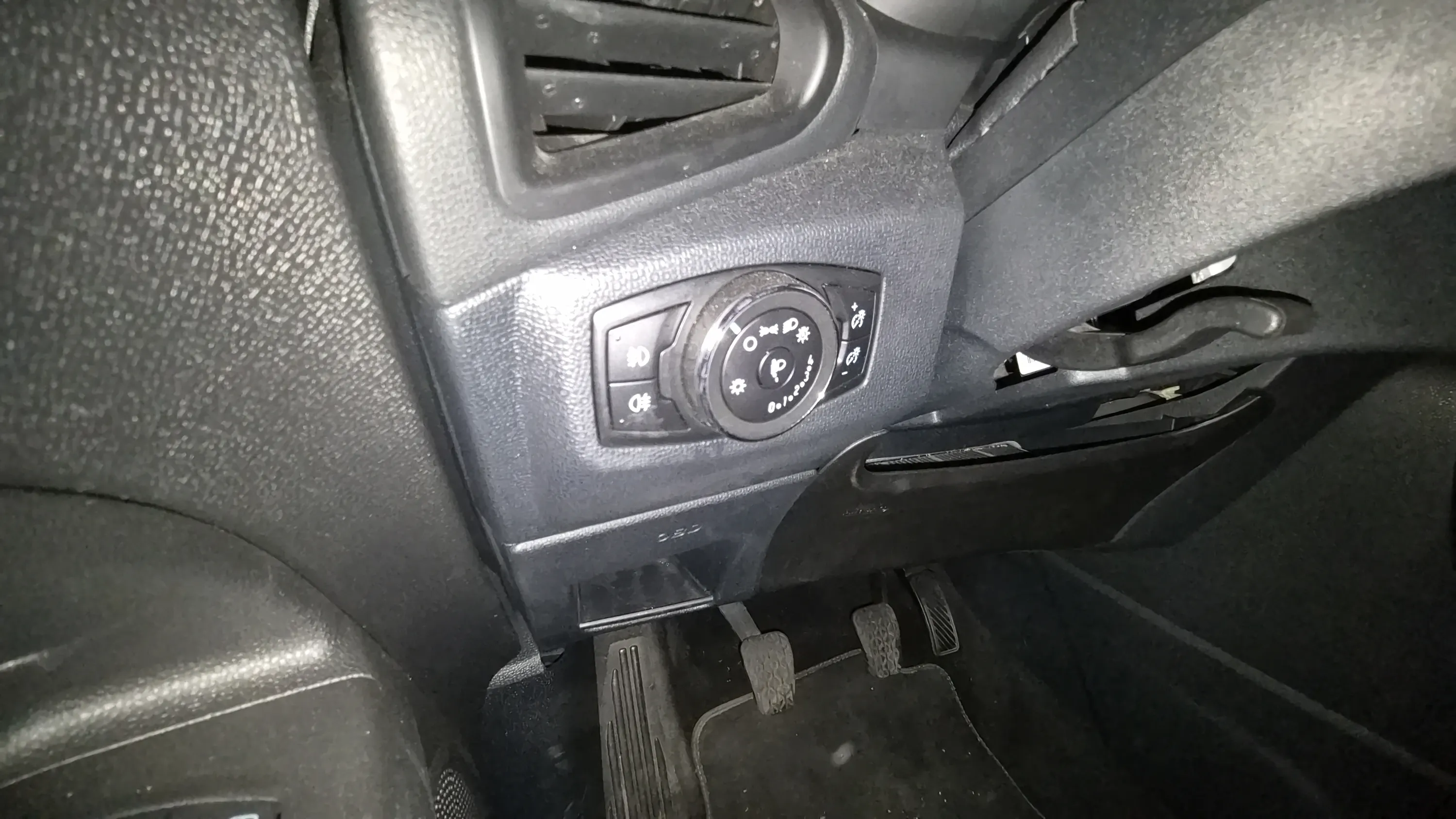 Ford EcoSport 1.0T EcoBoost ST Line - foto 12