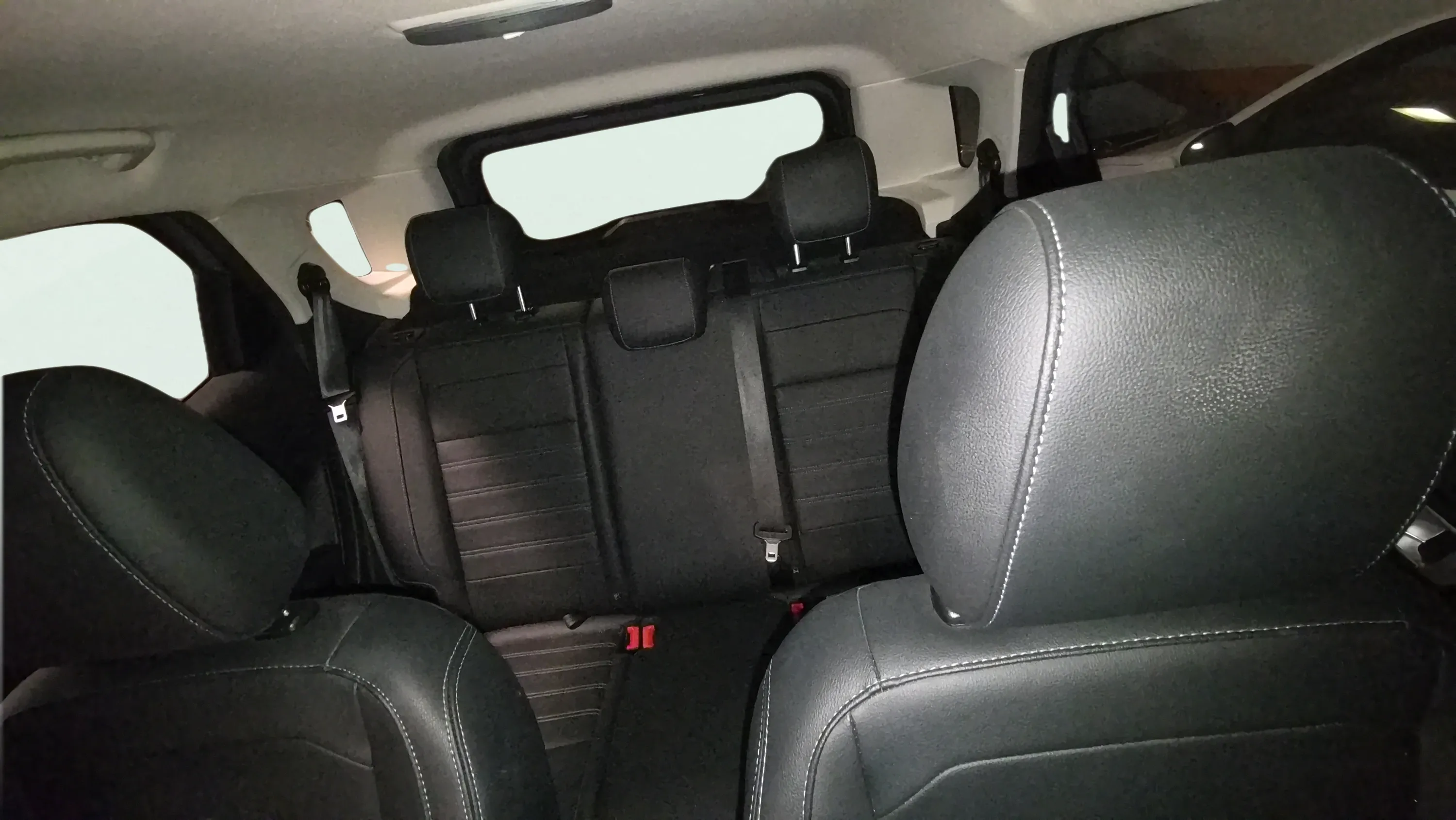 Ford EcoSport 1.0T EcoBoost ST Line - foto 8