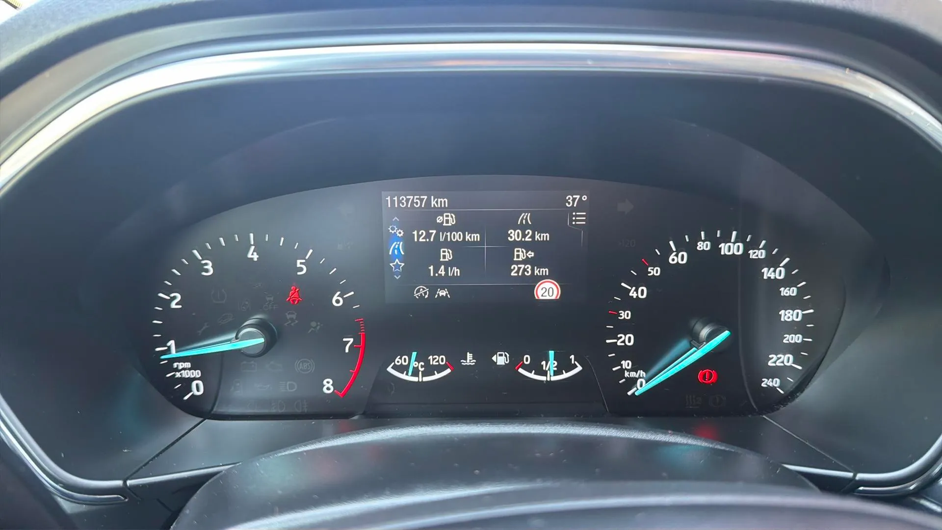 Ford Focus 1.0 EcoBoost Active - foto 11