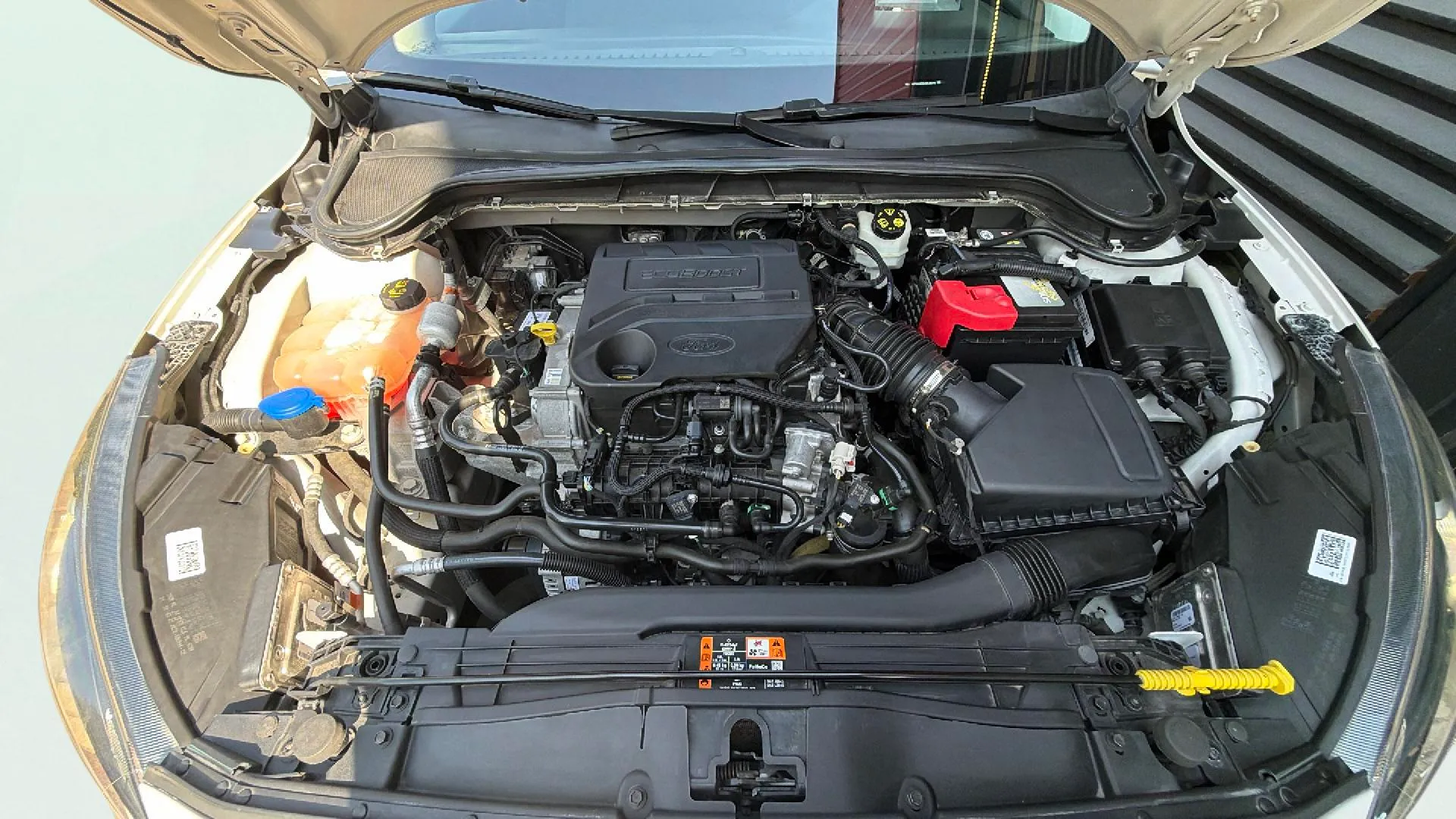 Ford Focus 1.0 EcoBoost Active - foto 17