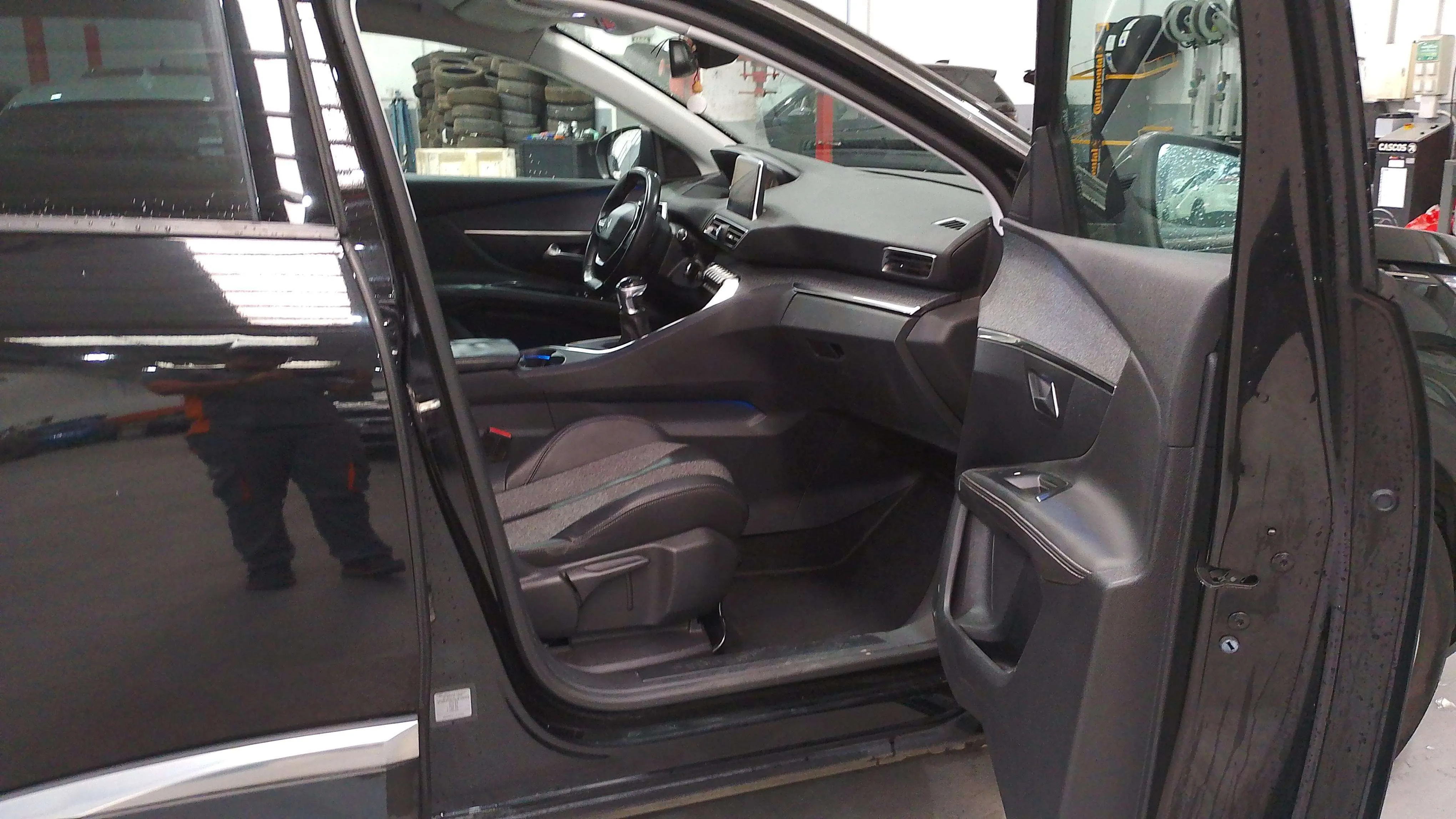 Peugeot 3008 1.2 PureTech Allure - foto 13