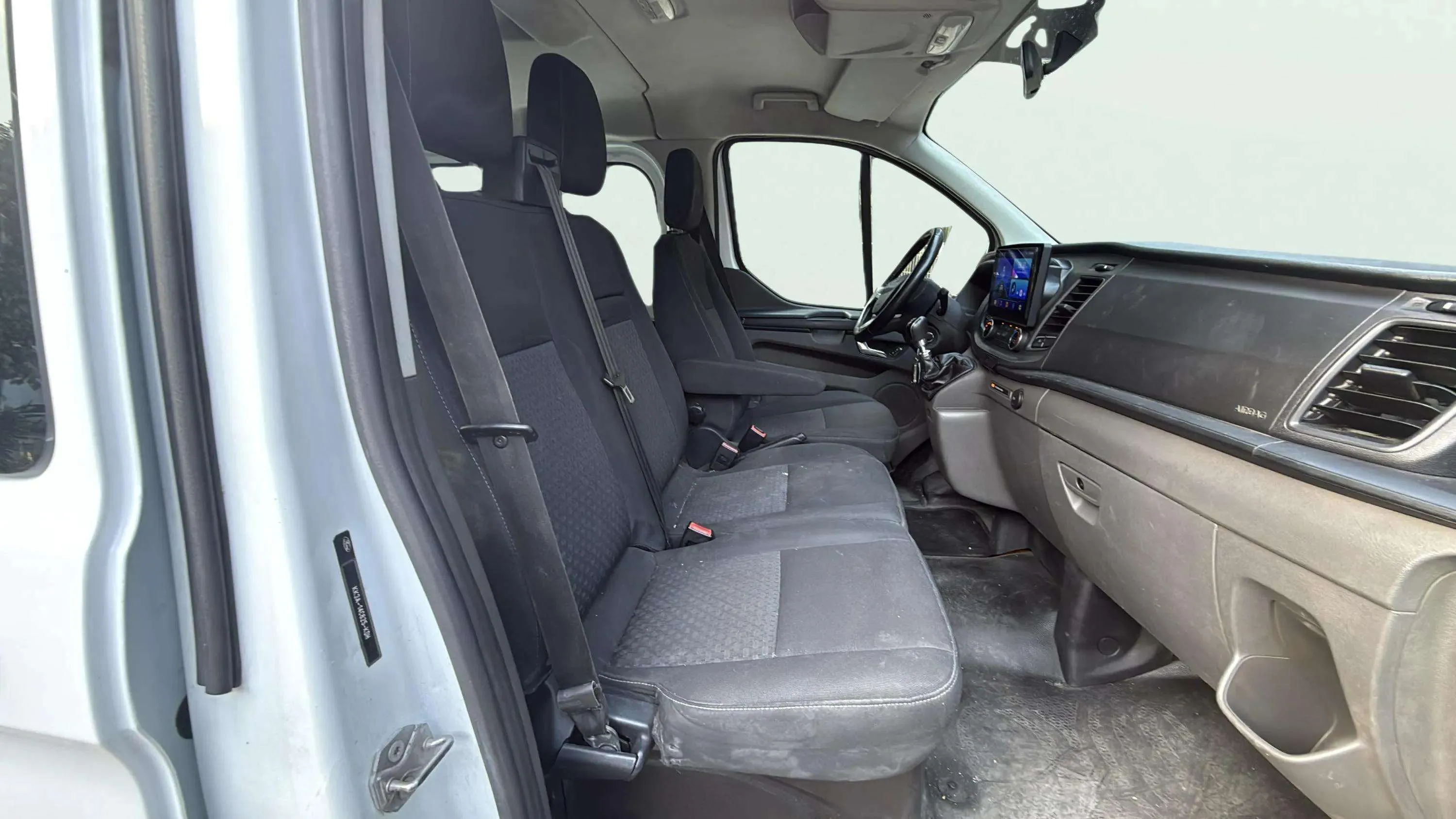 Ford Tourneo Custom 2.0 EcoBlue L1 Titanium - foto 15