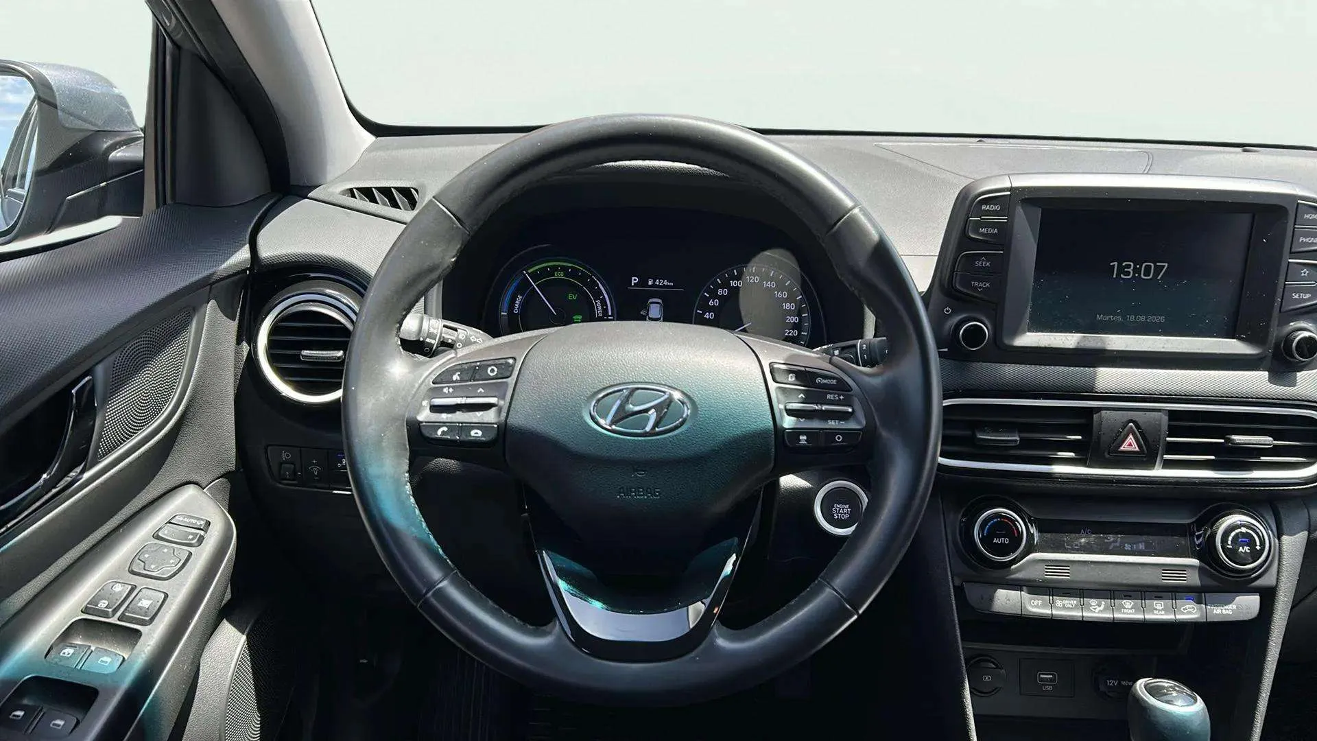 Hyundai Kona 1.6 GDI HEV Klass DCT - foto 8