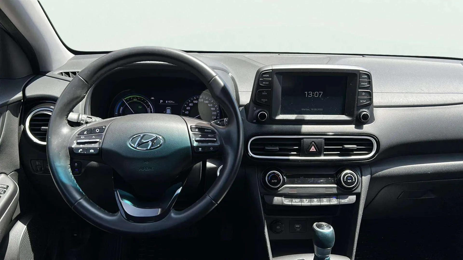 Hyundai Kona 1.6 GDI HEV Klass DCT - foto 6