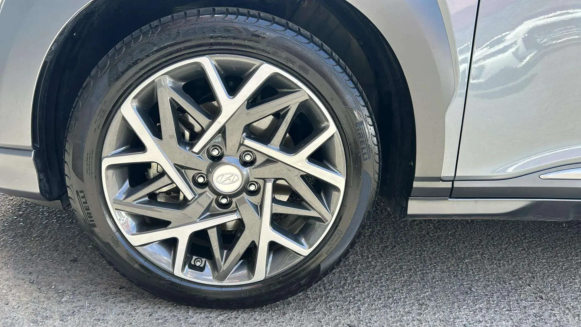 Hyundai Kona 1.6 GDI HEV Klass DCT - foto 15