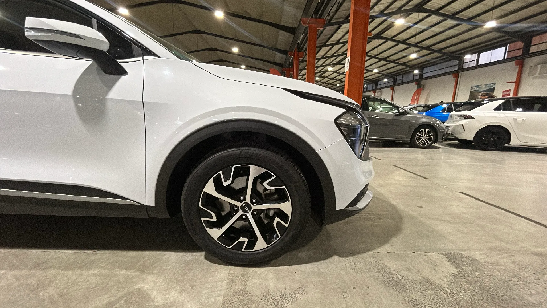 Kia Sportage 1.6 T-GDi Concept 4x2 - foto 9