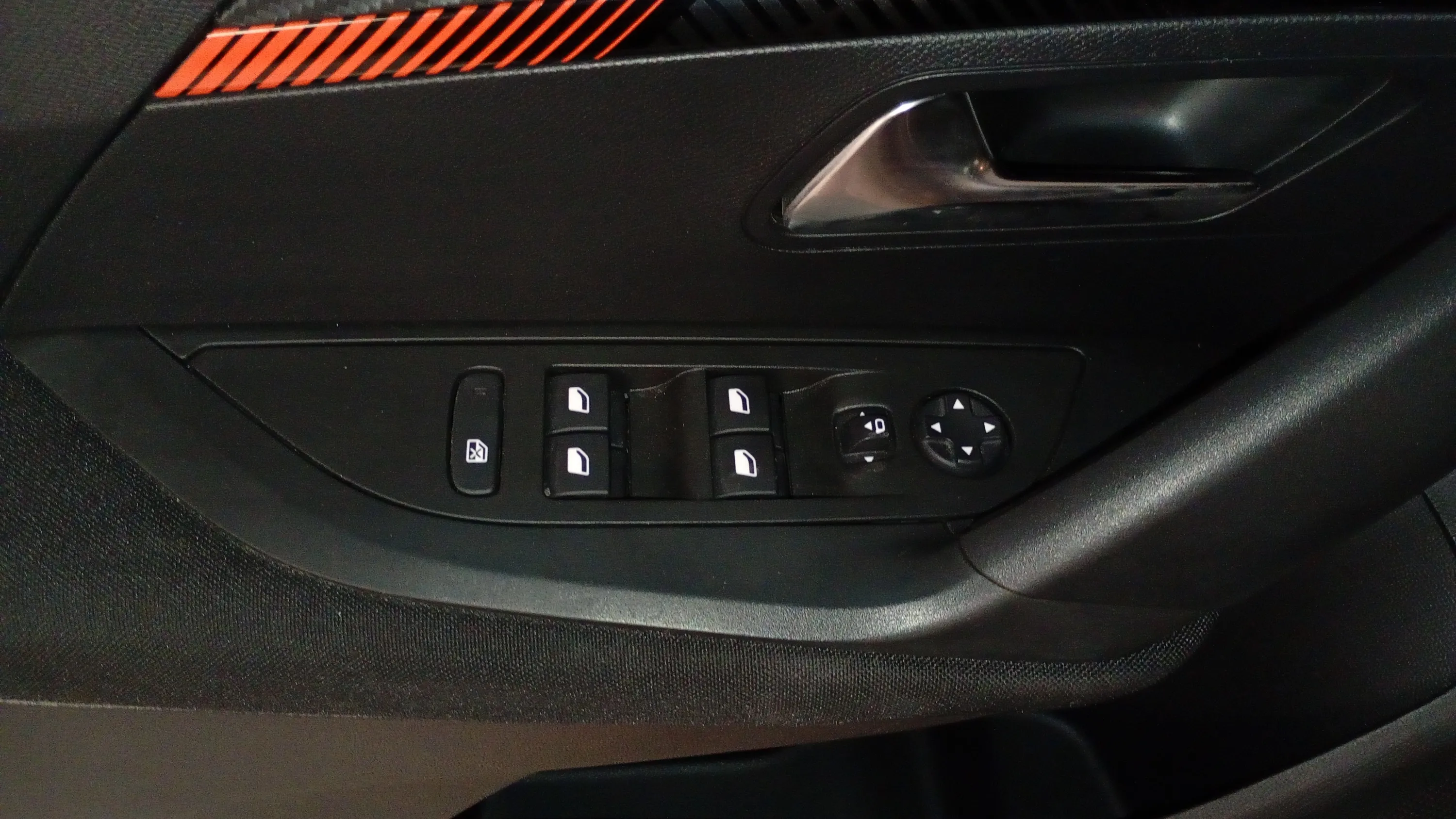 Peugeot 2008 Active Pack PureTech 130 - foto 15