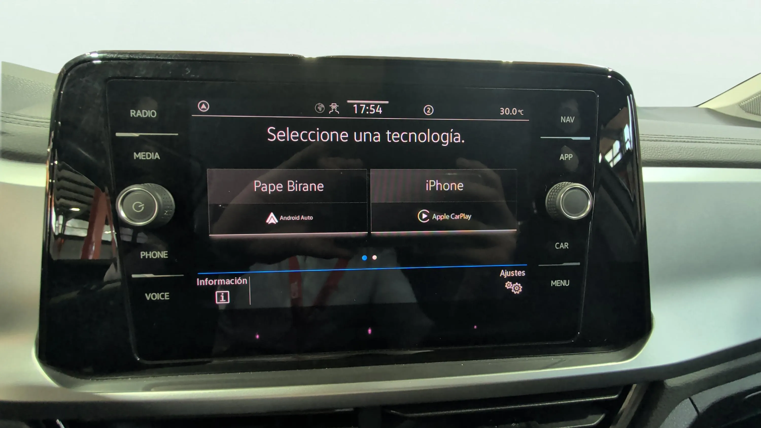 Volkswagen T-Roc Advance 1.0 TSI - foto 19