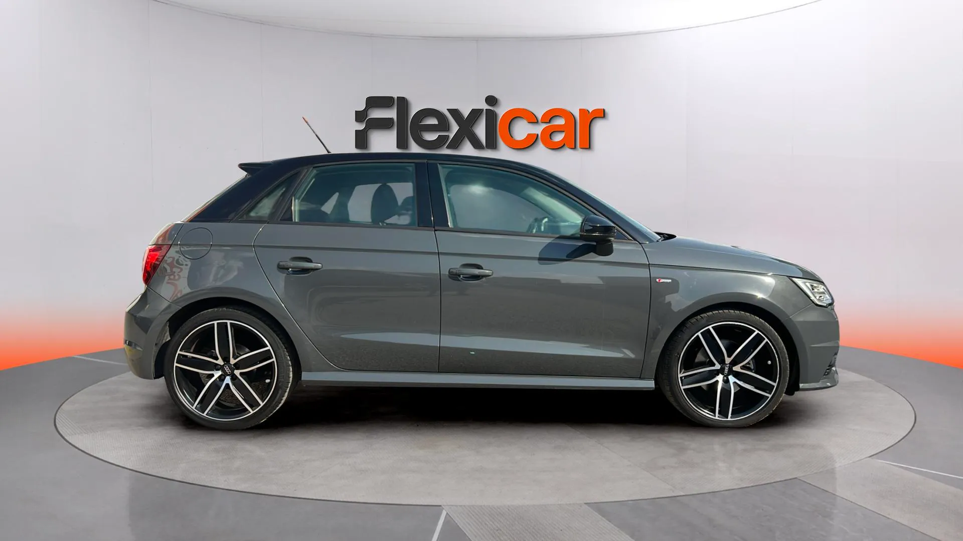 Audi A1 1.4 TFSI Adrenalin2 - foto 8