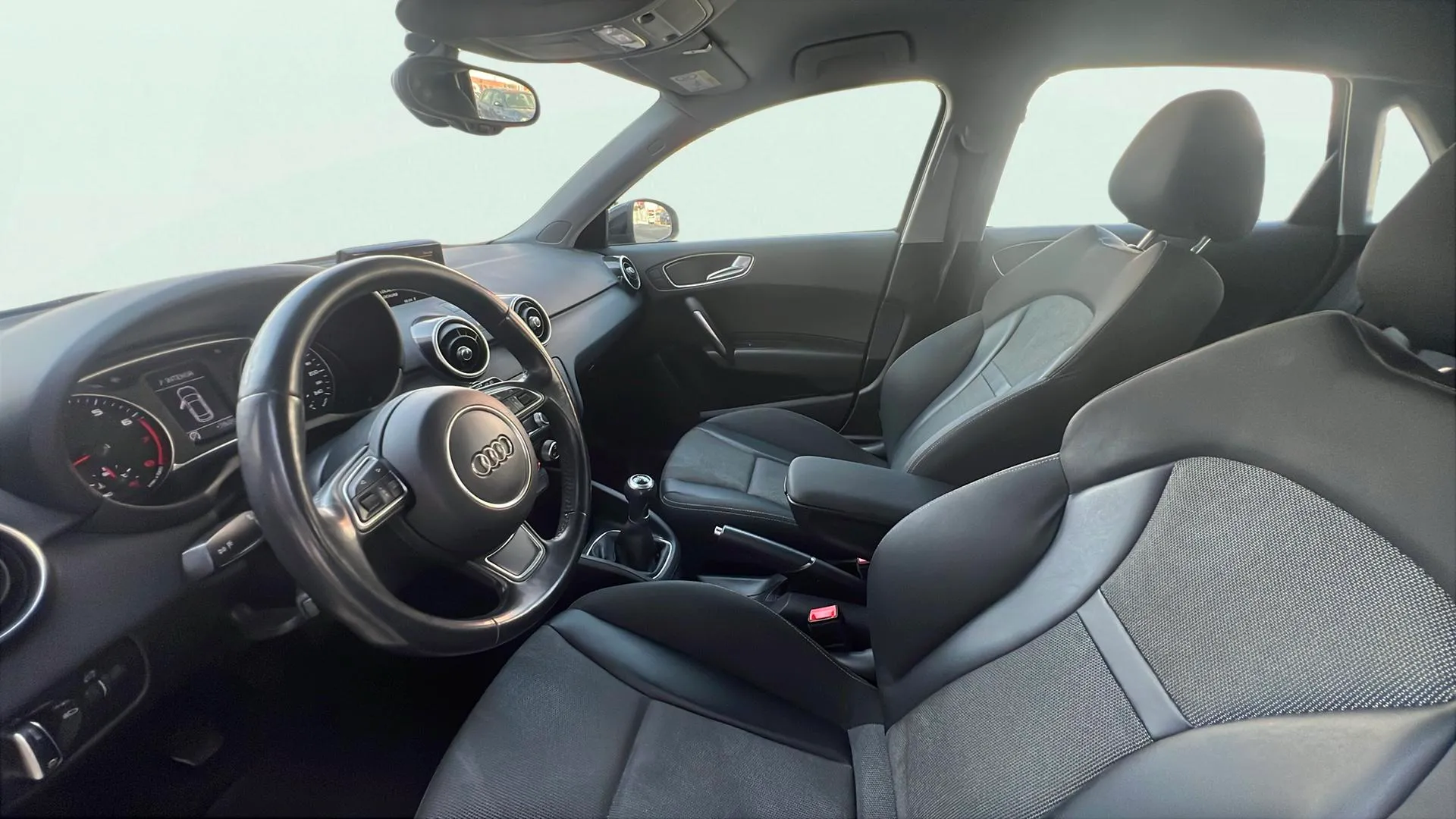 Audi A1 1.4 TFSI Adrenalin2 - foto 9