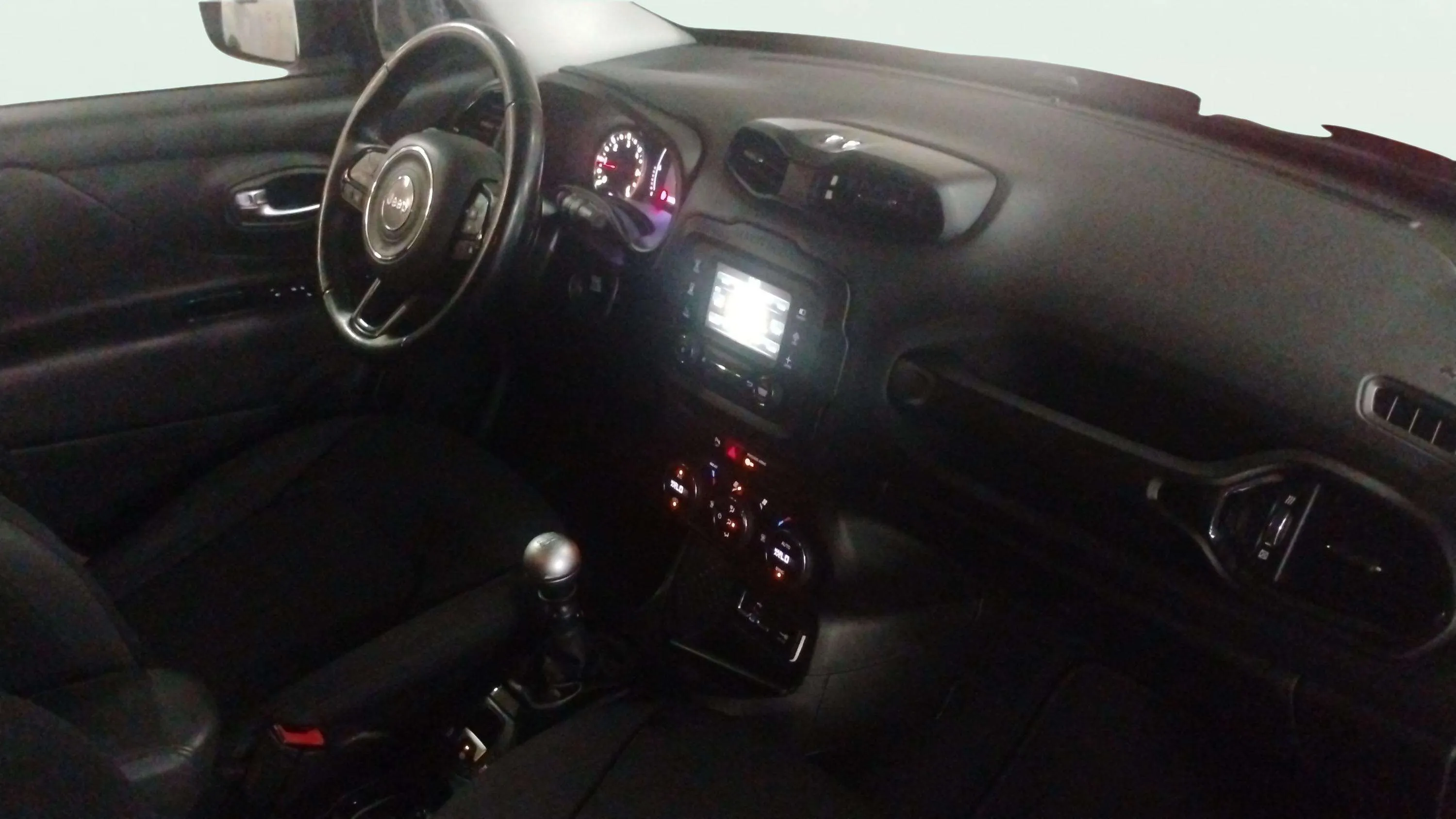 Jeep Renegade 1.6 Mjet Sport 4x2 E6 - foto 13