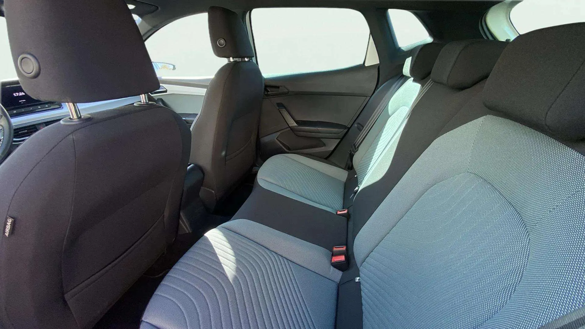 SEAT Ibiza 1.0 TSI Special Edition - foto 42
